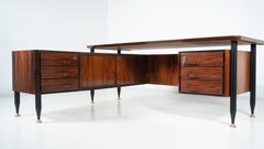 Moderner Schreibtisch aus der Jahrhundertmitte, Italien, 1960er Jahre