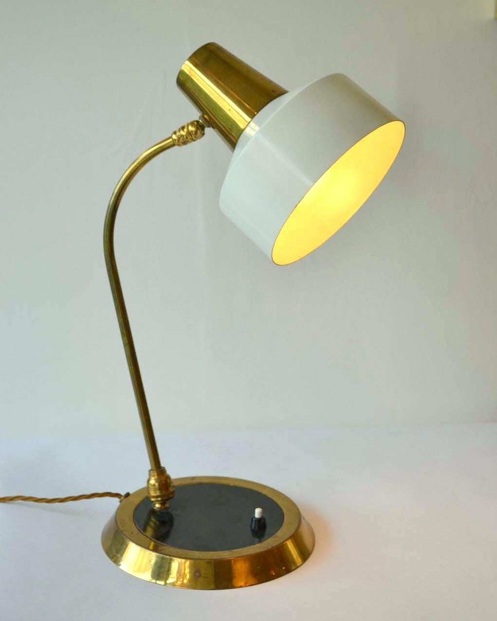 Metal Mid-Century Modern Desk Lamp Cream and Brass For Sale