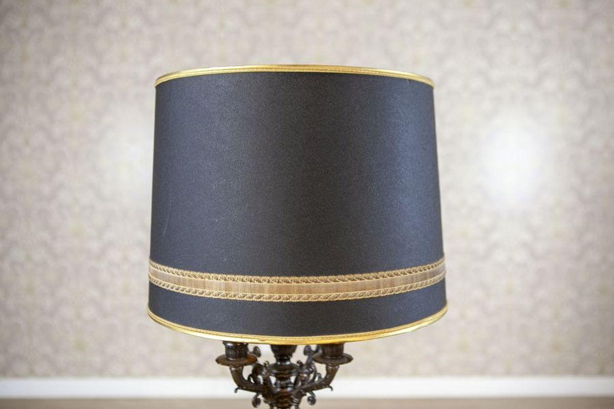 Metallo Lampada da scrivania moderna della metà del XX secolo in nero in vendita