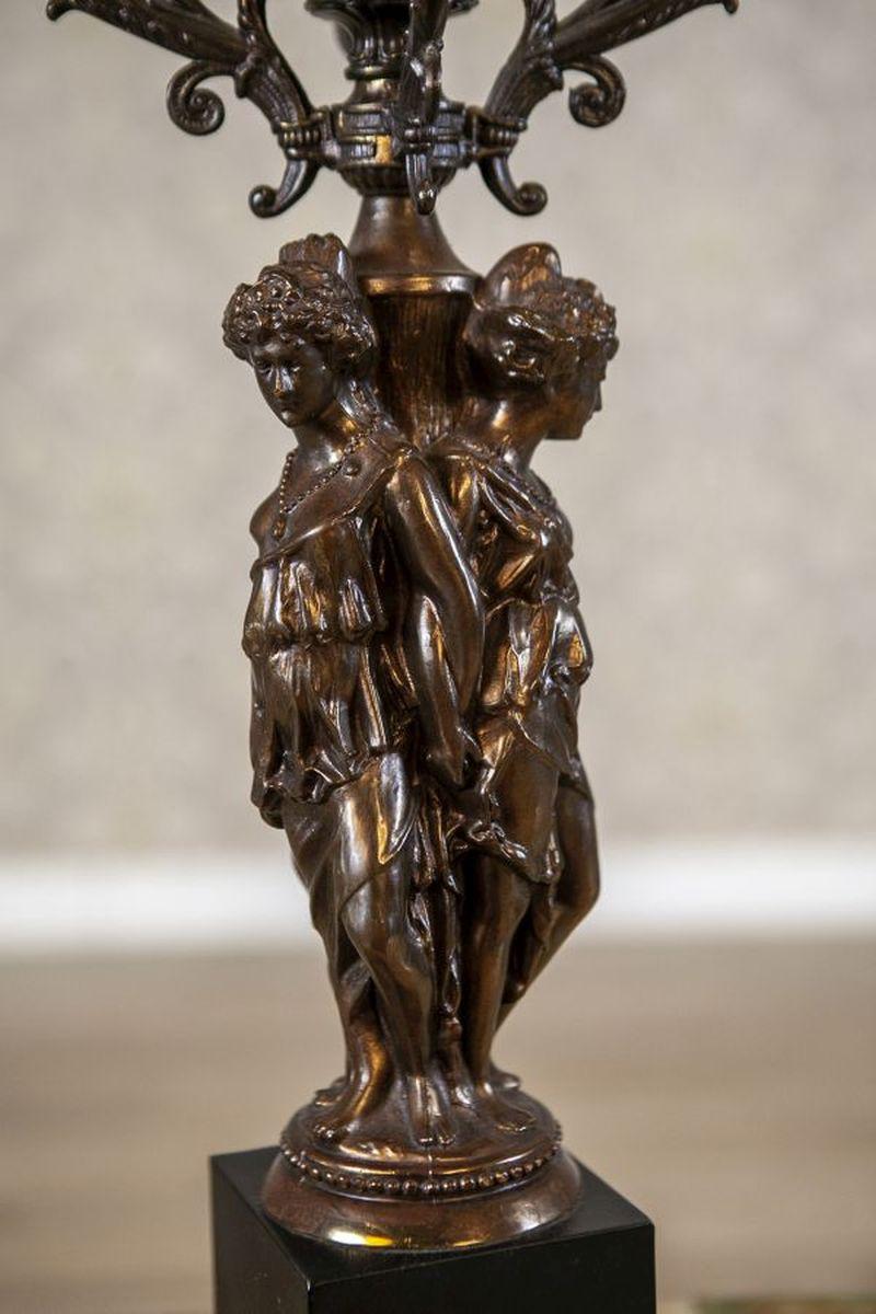 Lampada da scrivania moderna della metà del XX secolo in nero in vendita 2
