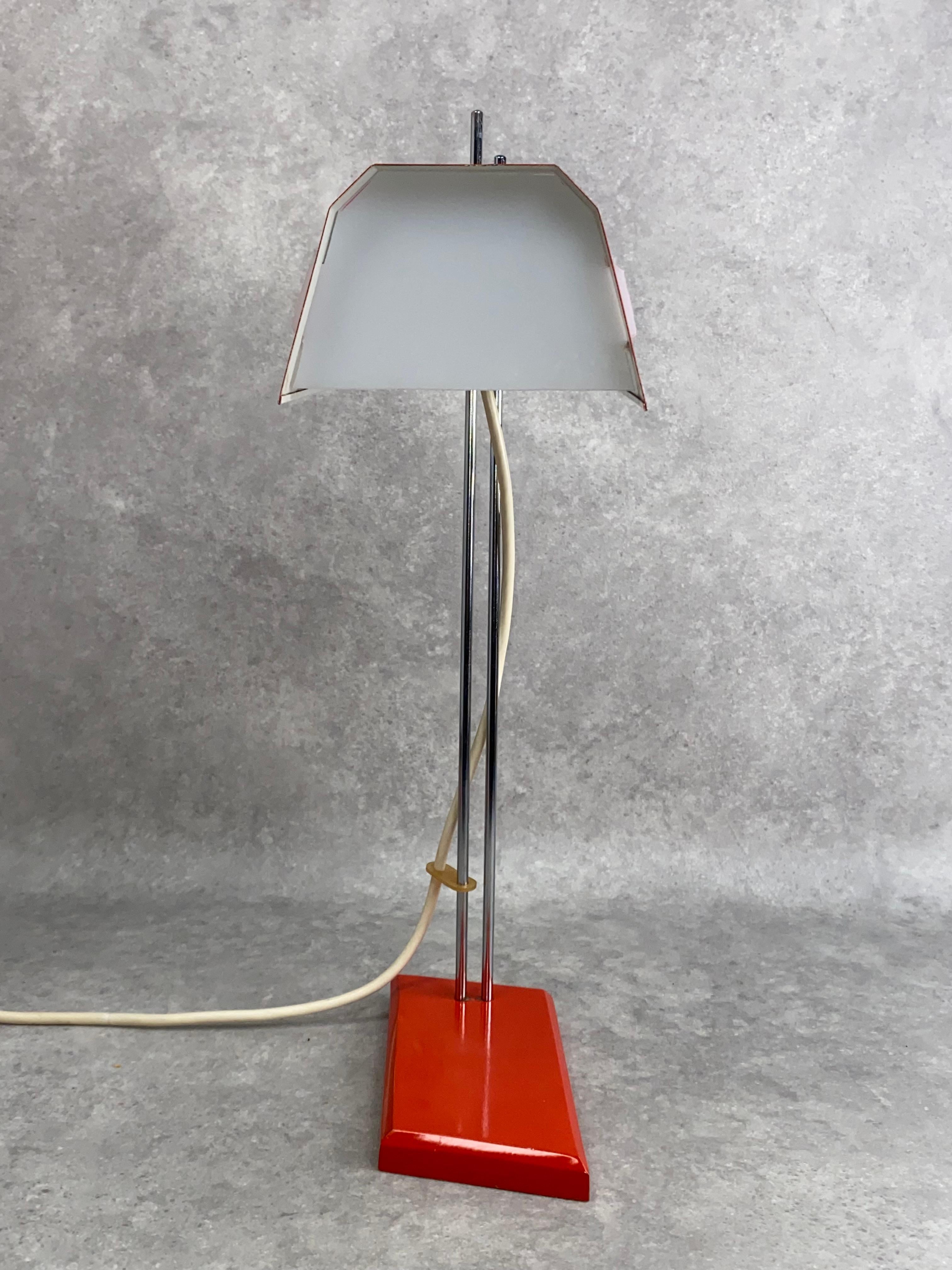 Moderne Schreibtischlampen aus der Mitte des Jahrhunderts von Josef Hurka für Lidokov (Metall) im Angebot