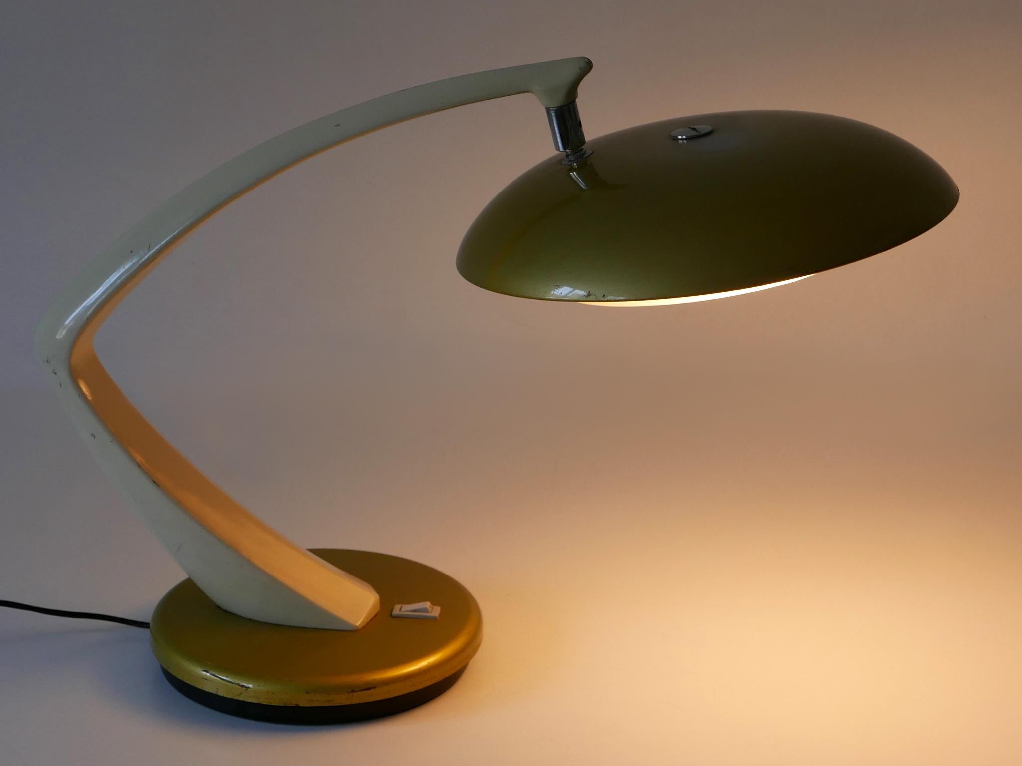 Mid Century Modern Desk Light or Table Lamp 'Boomerang 64' by Fase Spain 1960s For Sale 6