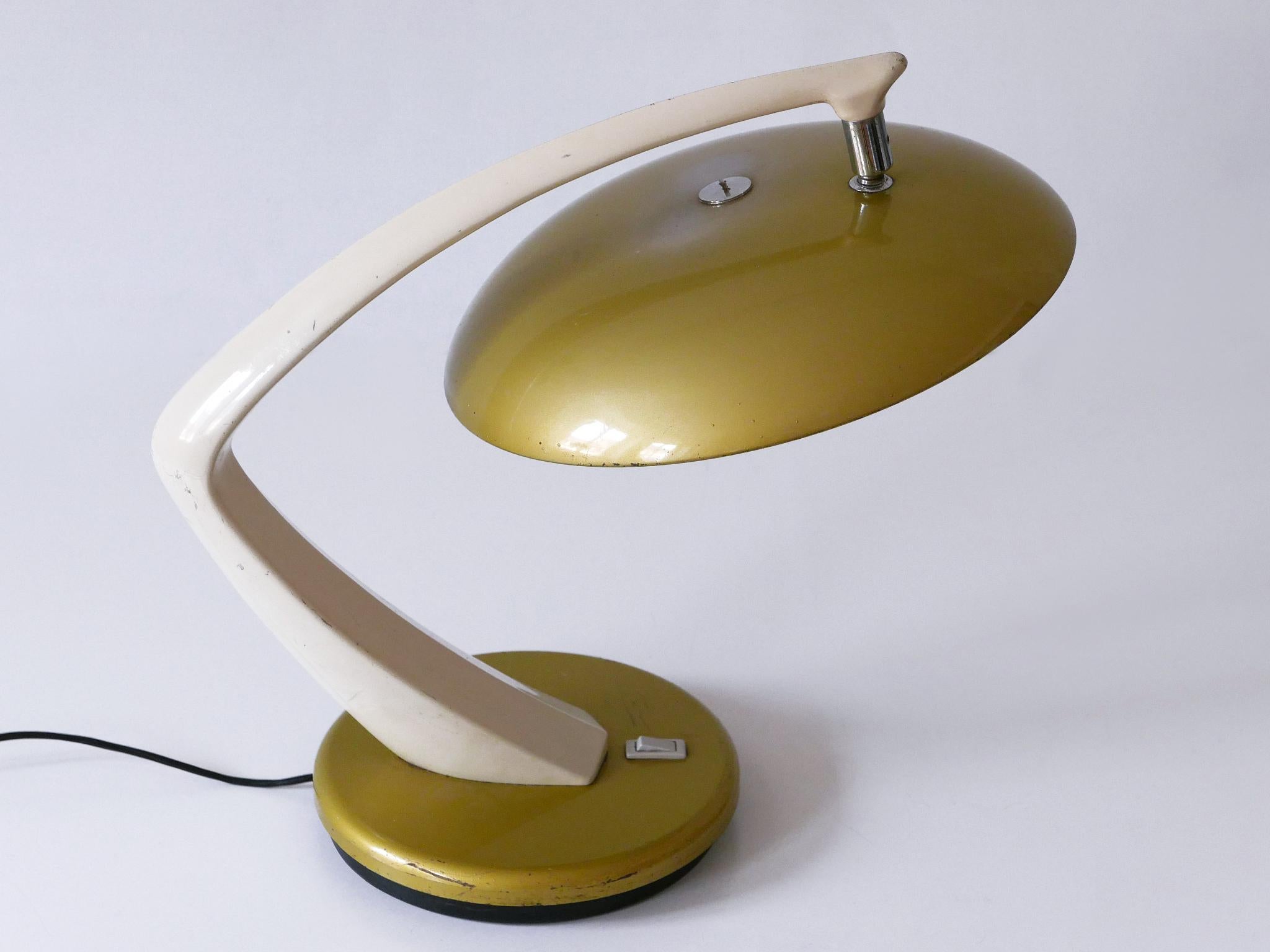Lucite Mid Century Modern Desk Light or Table Lamp 'Boomerang 64' by Fase Spain 1960s For Sale