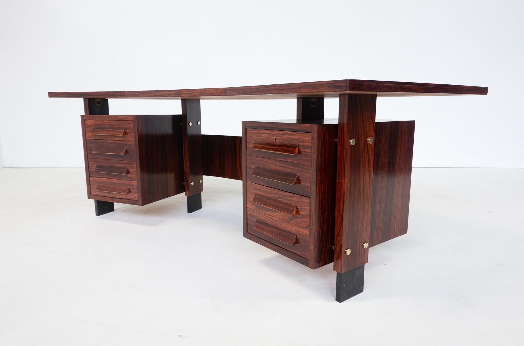 Moderner Schreibtisch aus der Jahrhundertmitte, Holz, Italien, 1960er Jahre im Angebot 6
