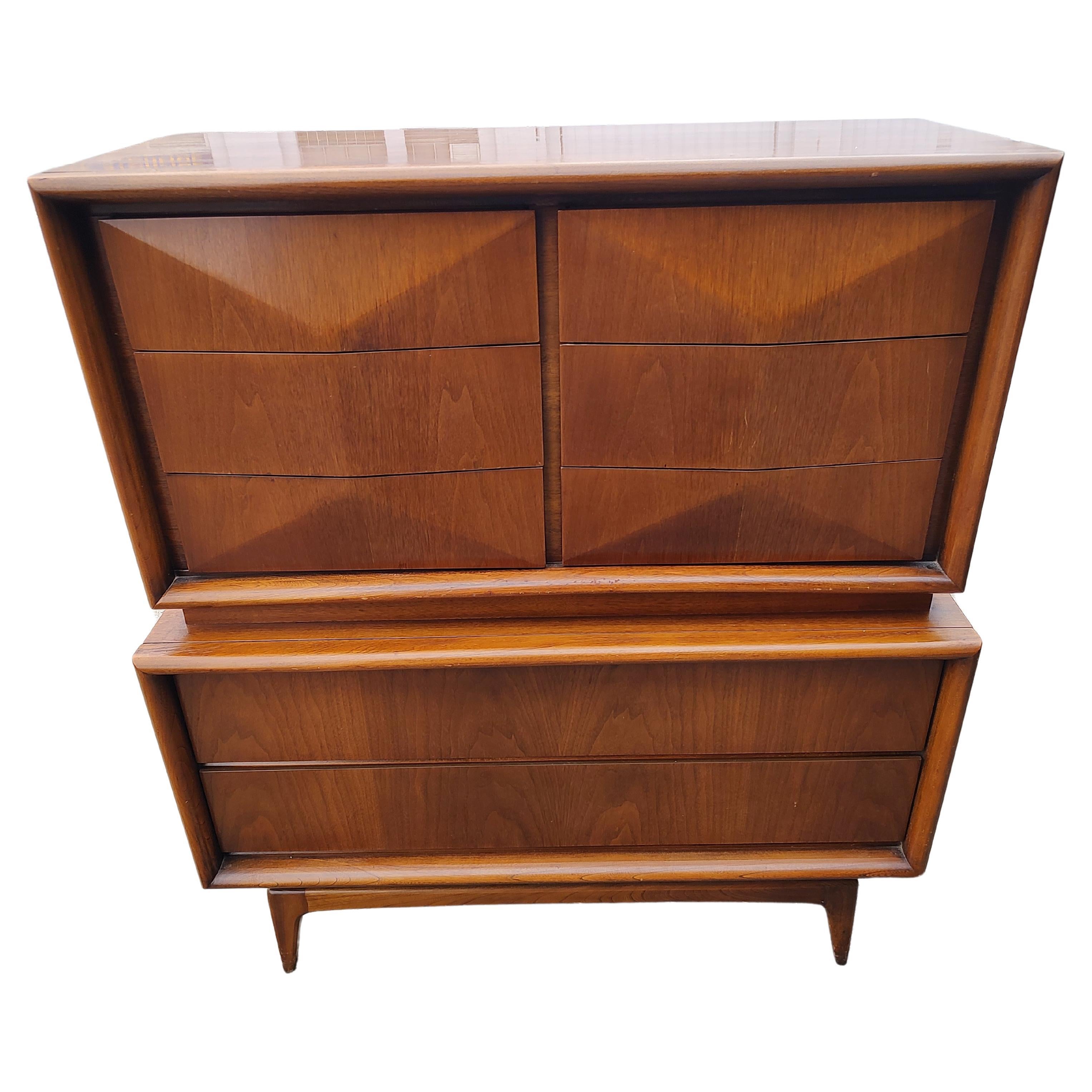Oak Mid Century Modern Diamond Faced Walnut Highboy Dresser by United Furniture  For Sale
