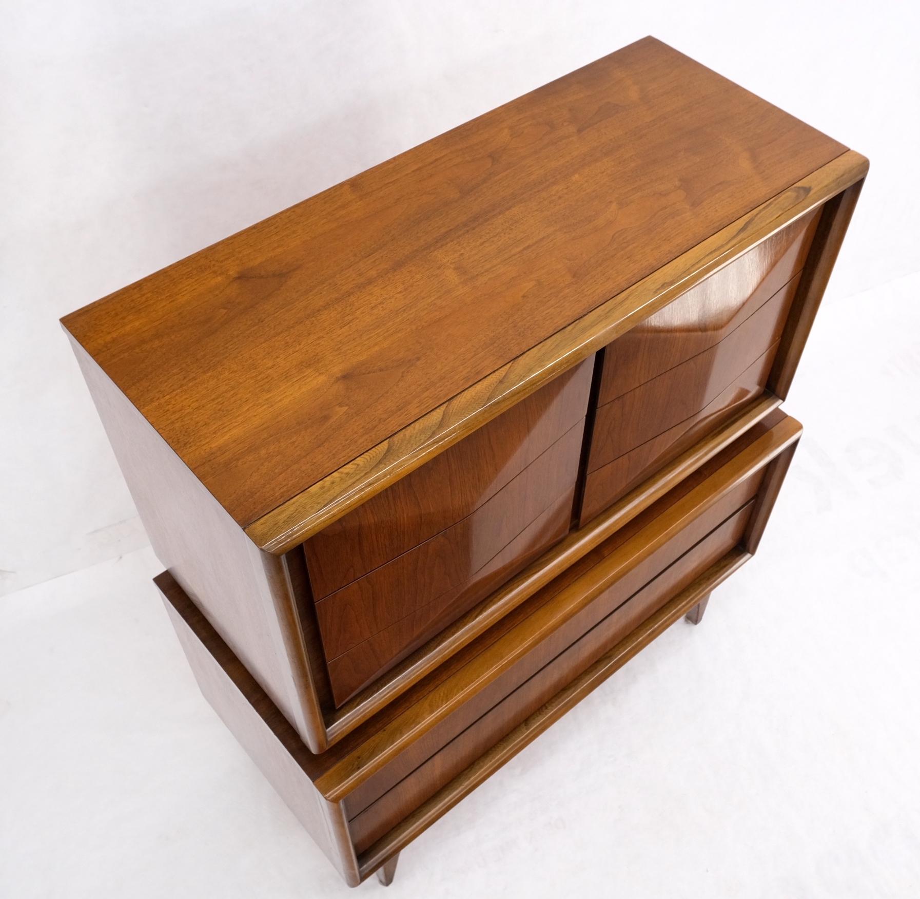 Mid-Century Modern Diamond Front Walnut 8 Drawers High Chest Dresser Cabinet  For Sale 9