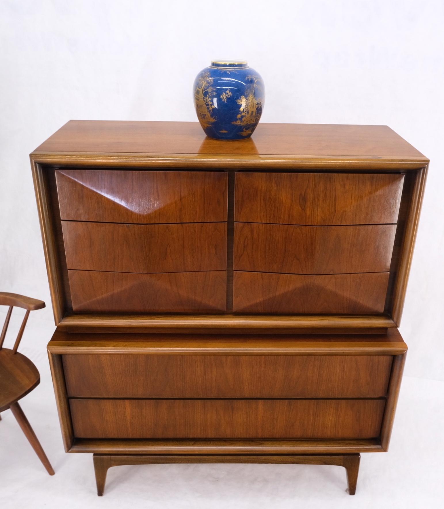 Mid-Century Modern Diamond Front Walnut 8 Drawers High Chest Dresser Cabinet  For Sale 11