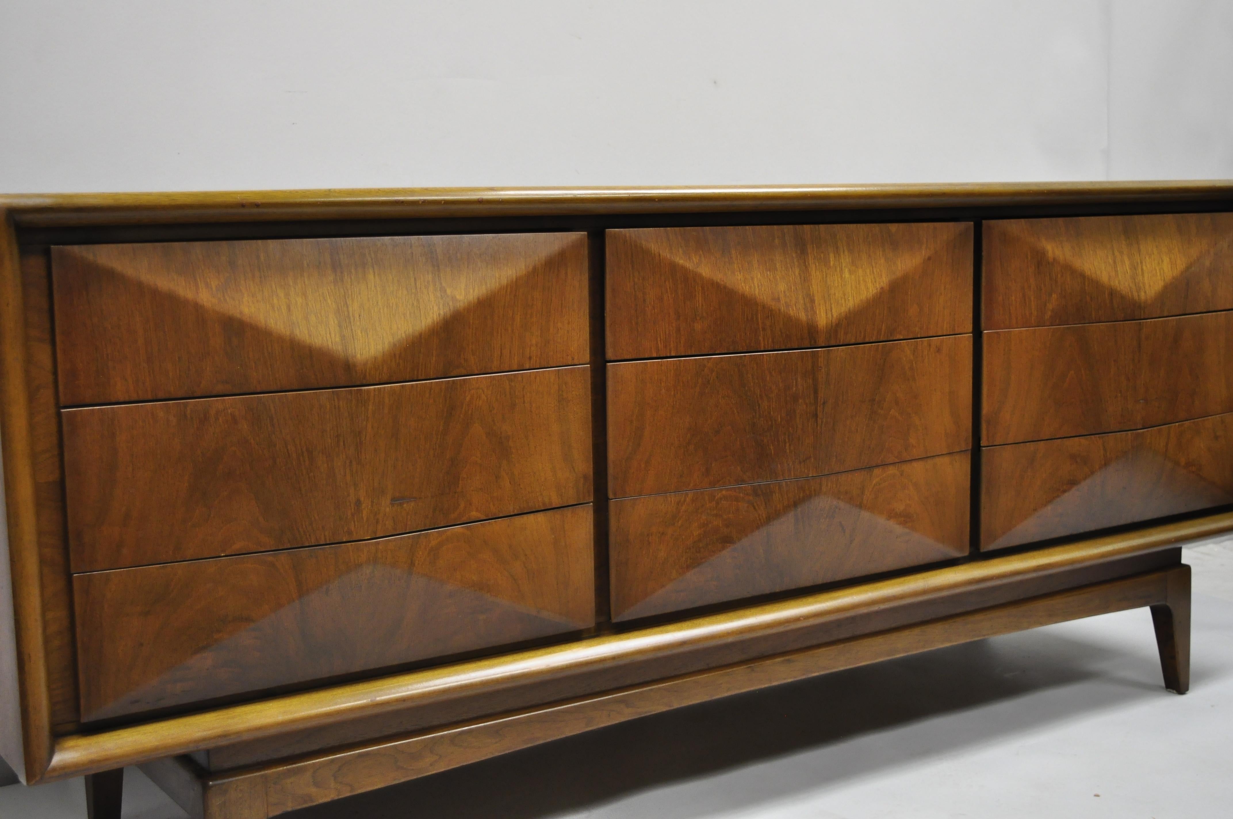 American Mid-Century Modern Diamond Front Walnut Credenza Dresser by United Furniture