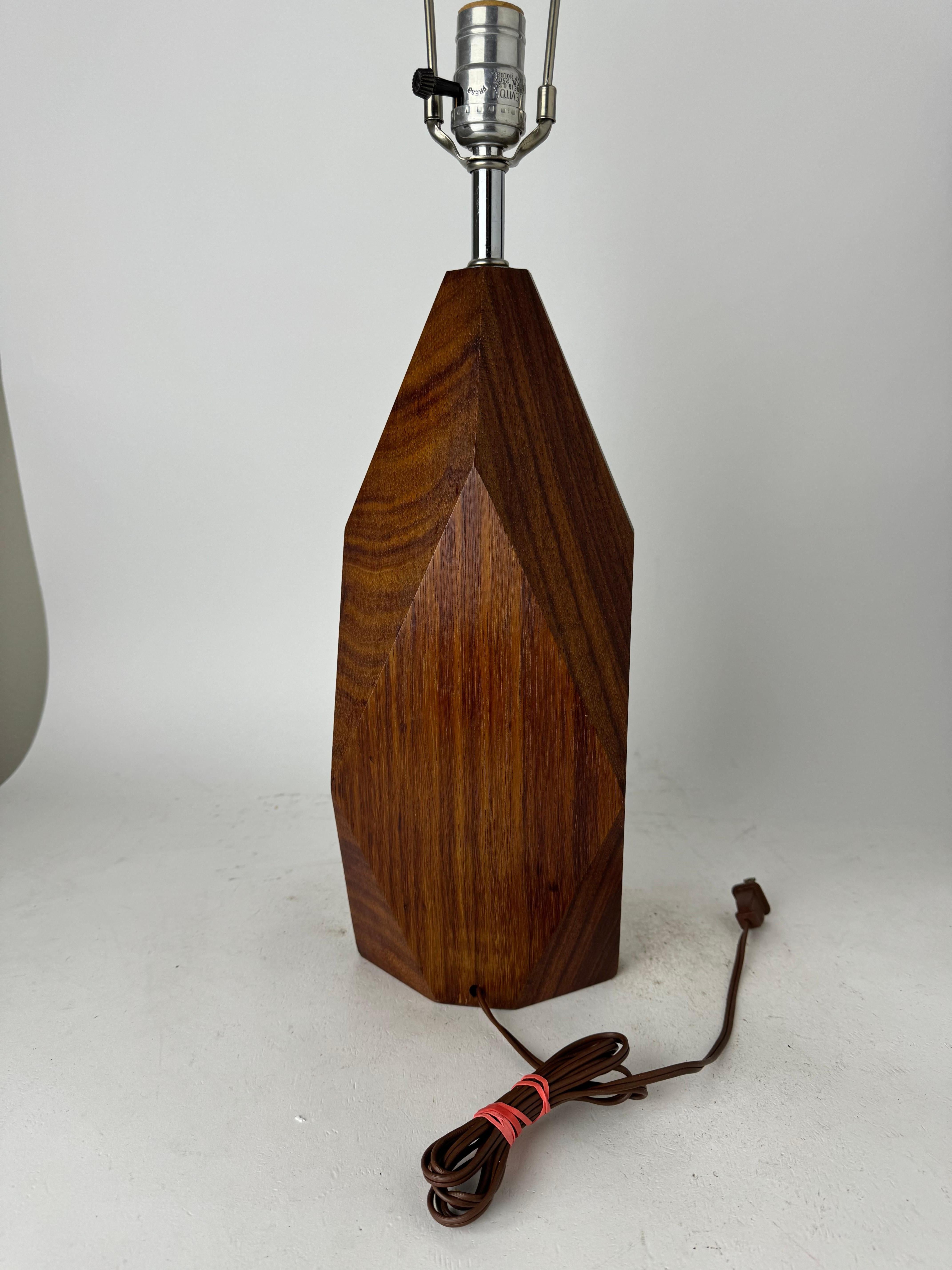 Mid Century Modern Diamond Shaped Teak Table Lamp For Sale 6