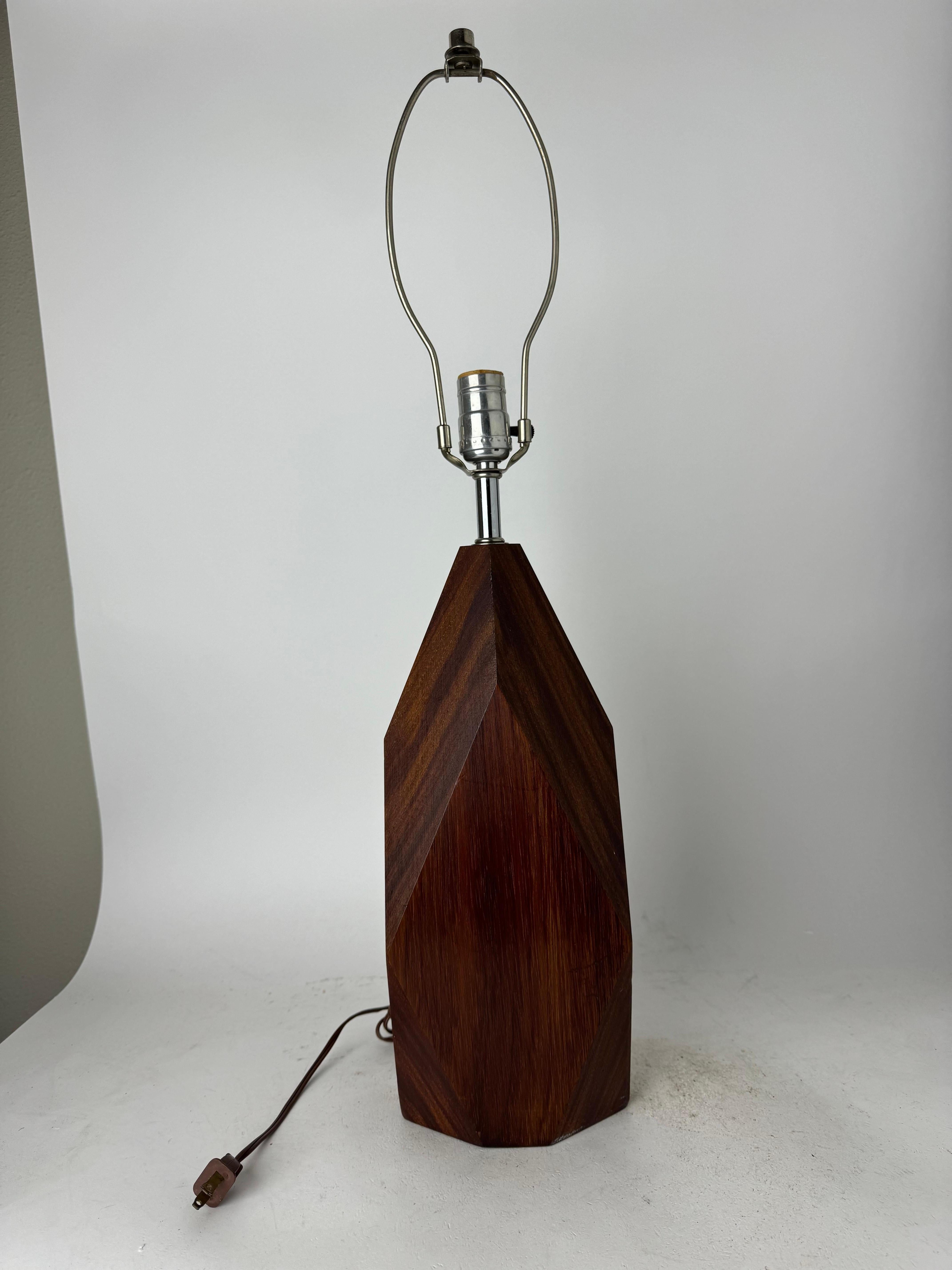 Mid-Century Modern Mid Century Modern Diamond Shaped Teak Table Lamp For Sale