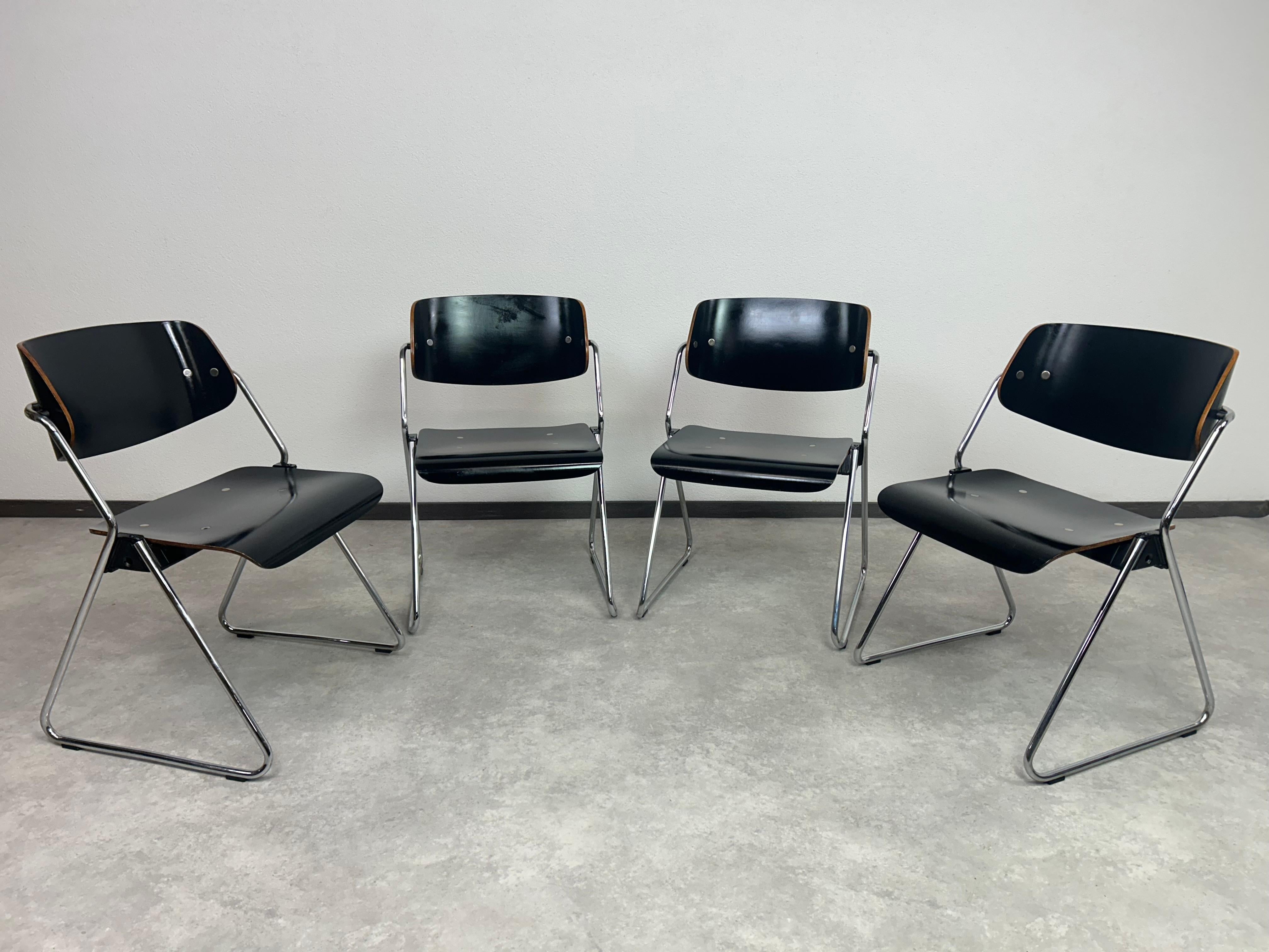 Sillas de comedor modernas de mediados de siglo nº 614/3 de Klaus Franck para Wilkhahn en muy buen estado original con señales de uso.