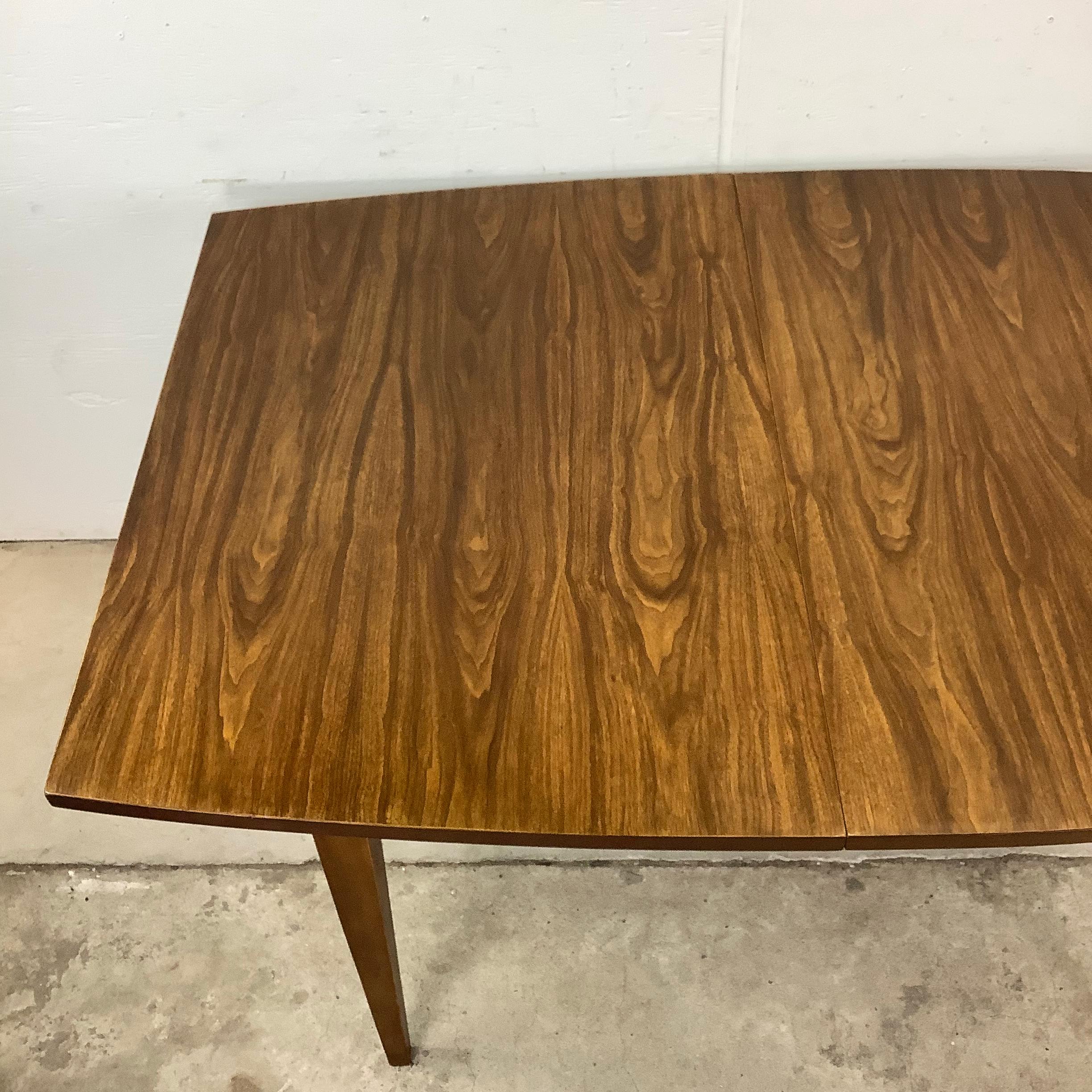 Autre Table de salle à manger ou de cuisine mi-siècle moderne en vente
