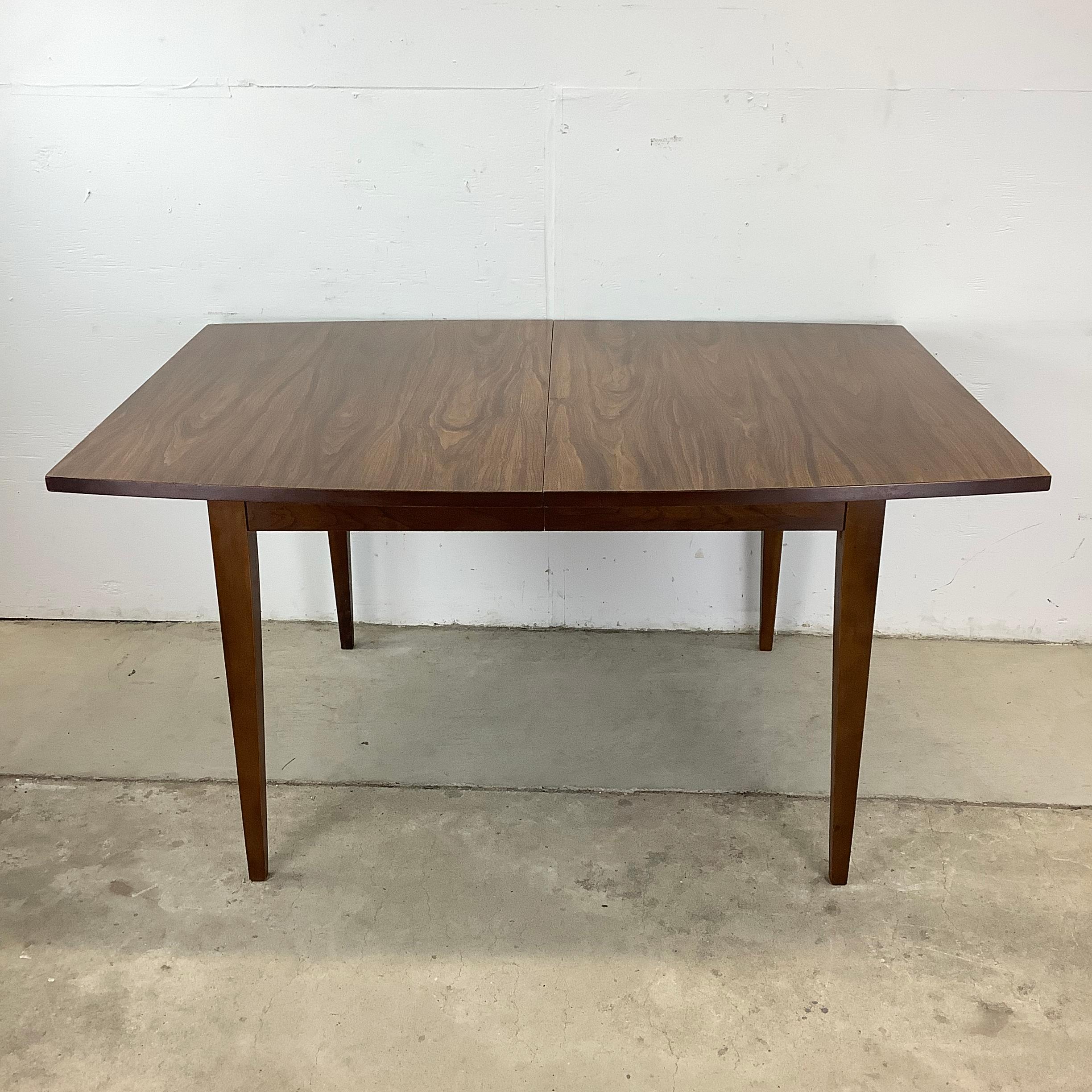 Tavolo da pranzo o da cucina moderno del Mid-Century