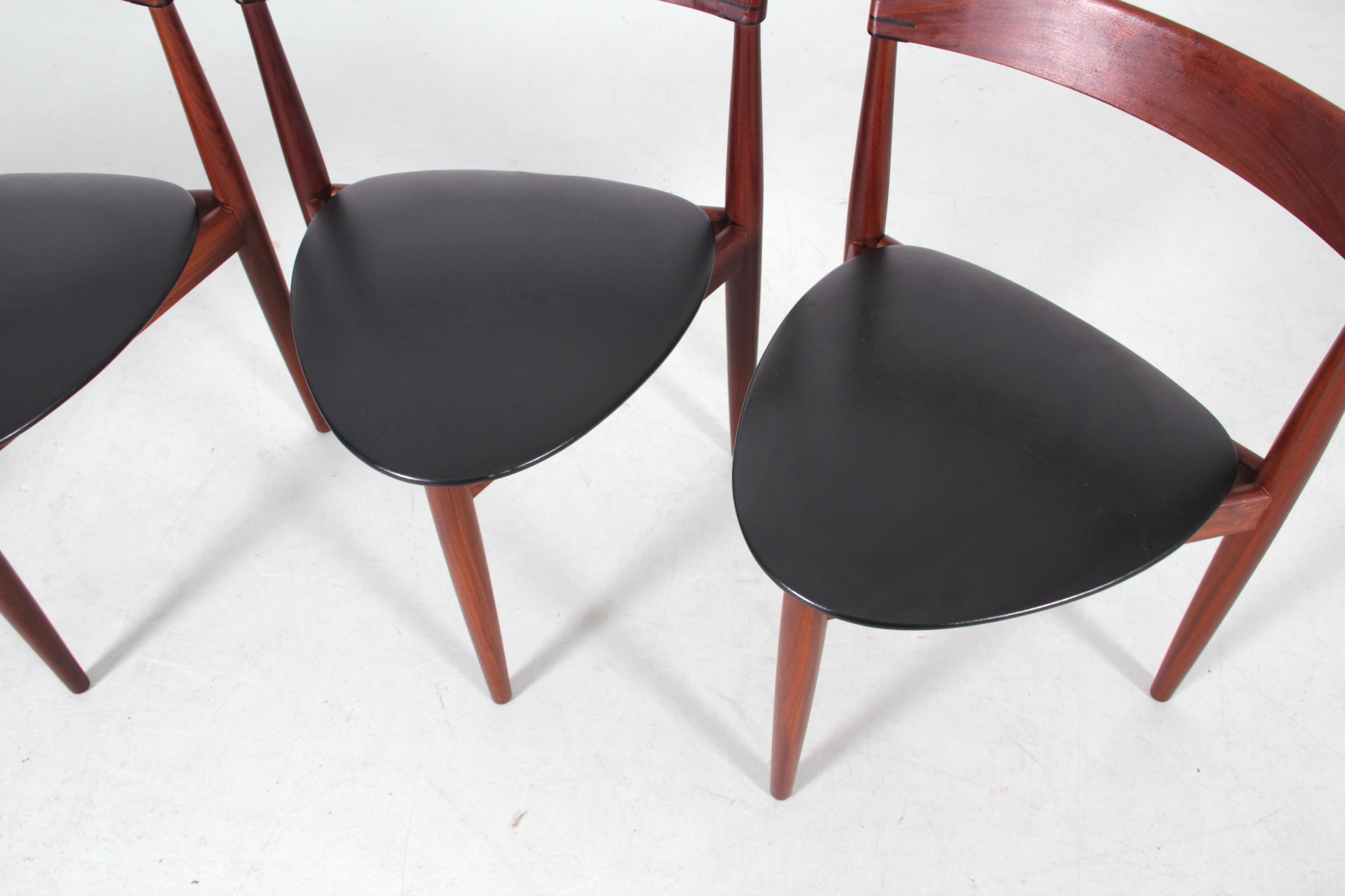 Mid-Century Modern dining set by Hans Olsen for Frem Rojle. 7