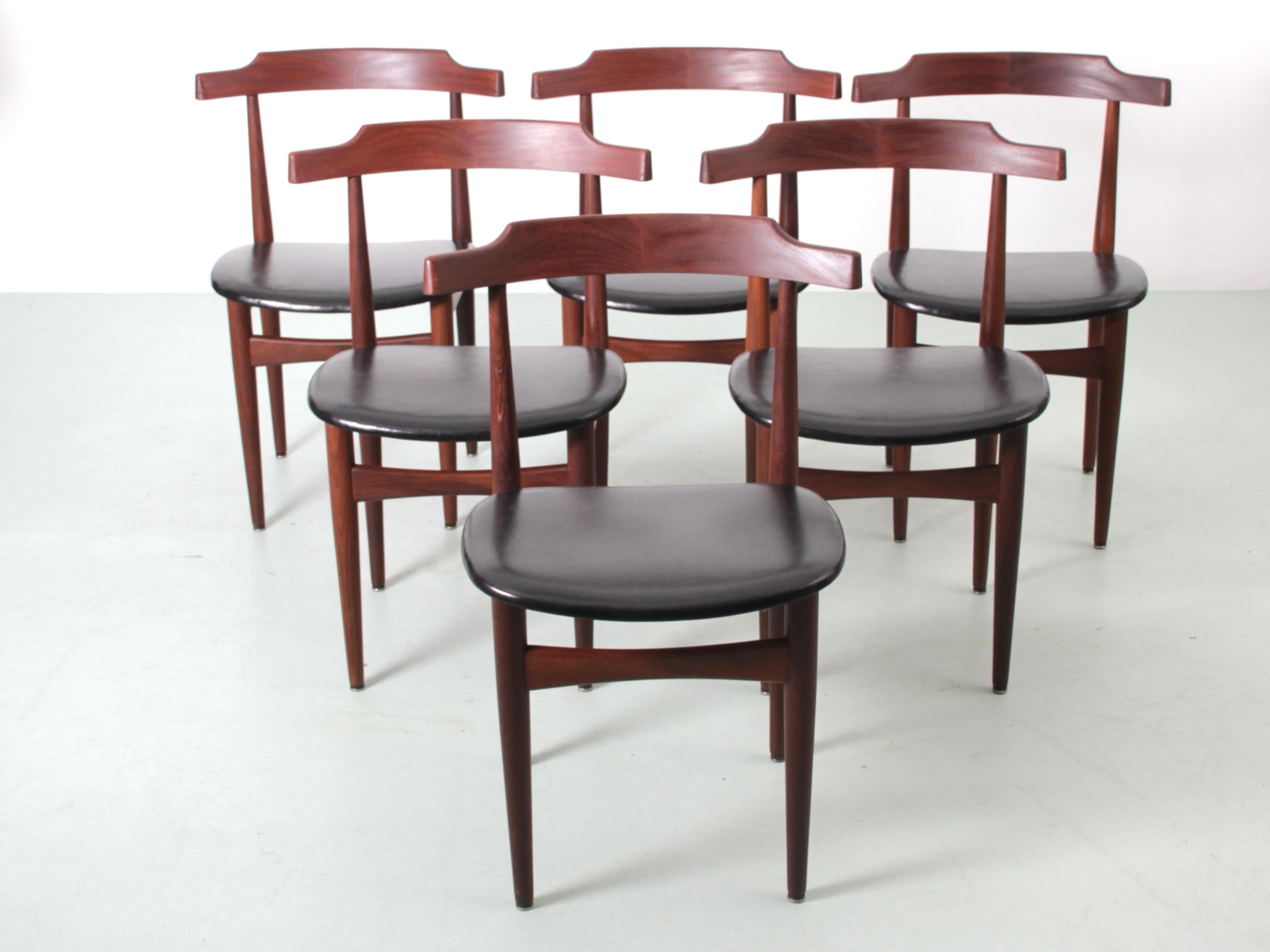 nesting dining table and chairs