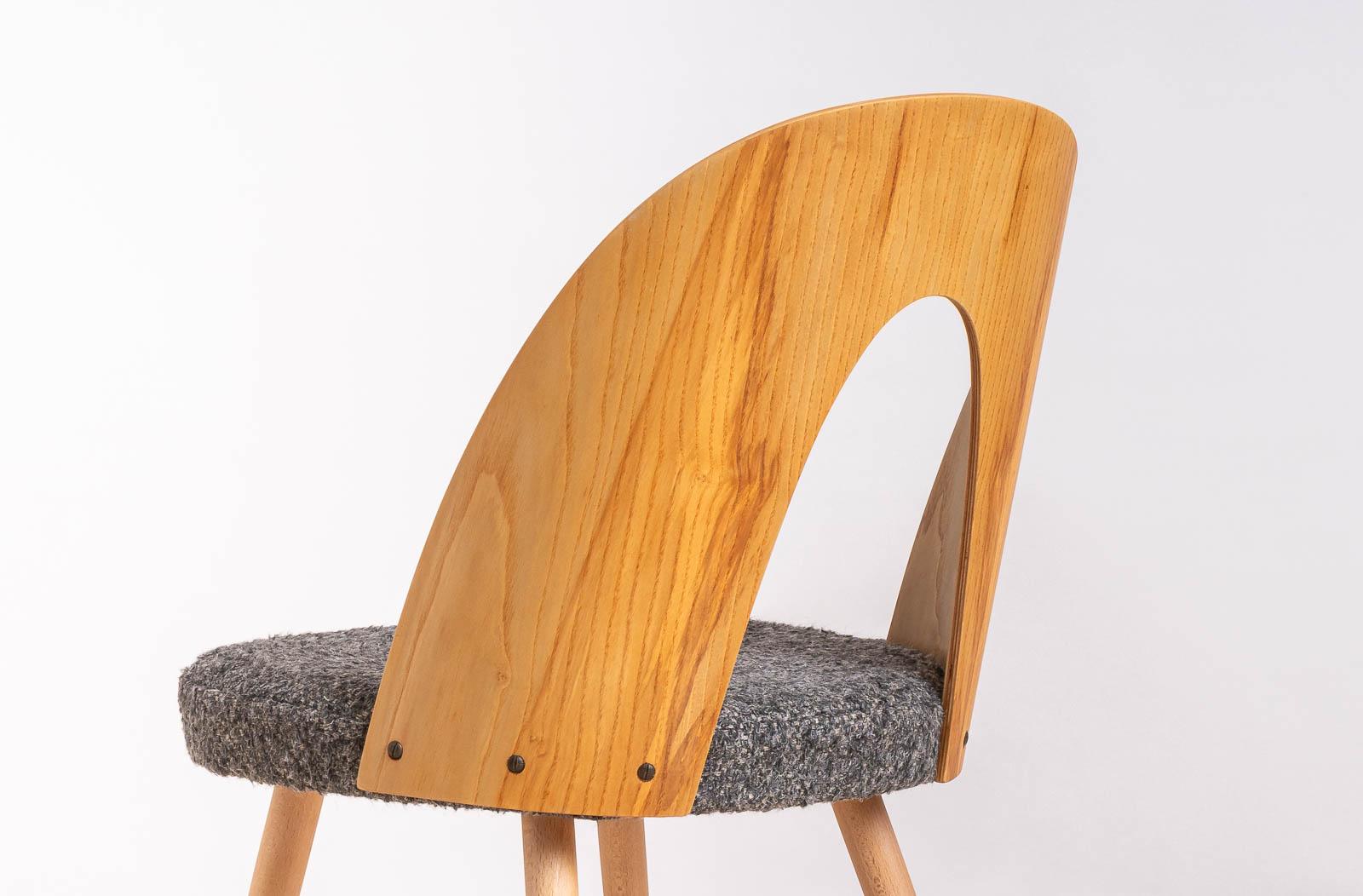 Ensemble de salle à manger moderne du milieu du siècle, table extensible et 4 chaises A. Šuman, 1960 en vente 3