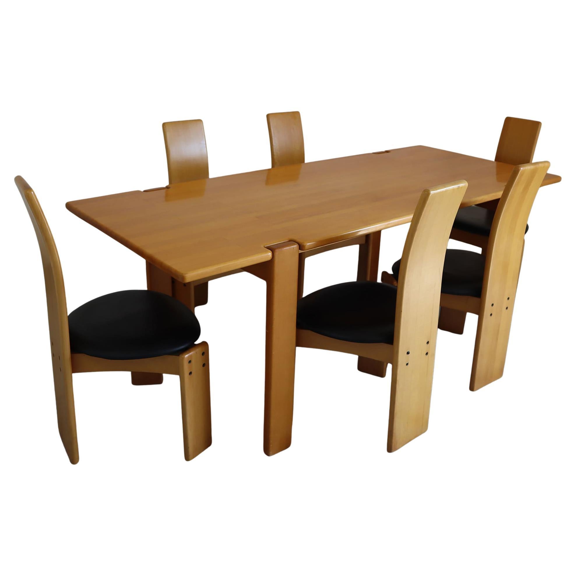 Mid-century Modern Dining Table and Chairs Set by Afra e Tobia Scarpa Italy 1970