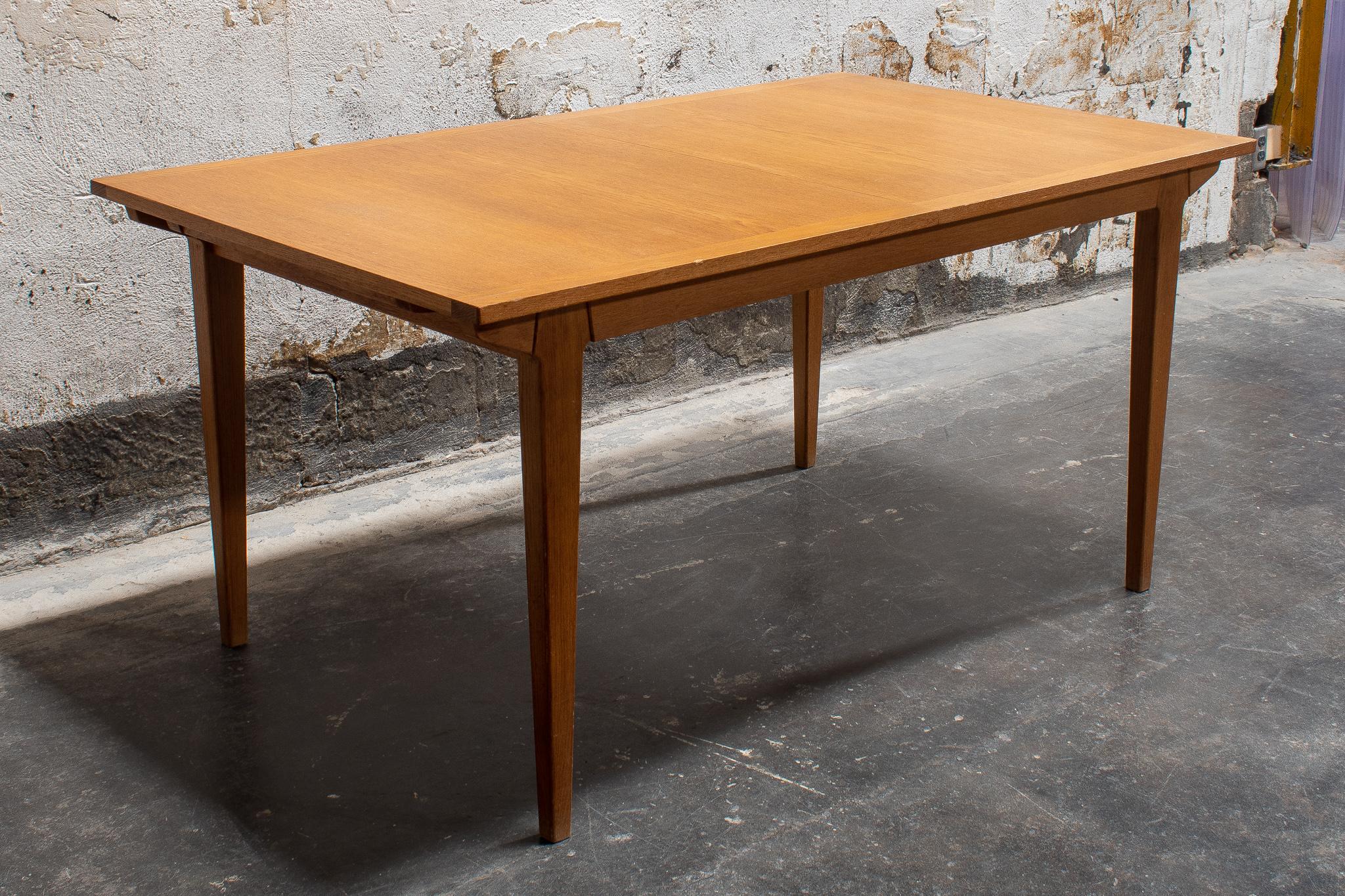 Mid-20th Century Mid-Century Modern Dining Table attributed to Bengt Ruda For Sale