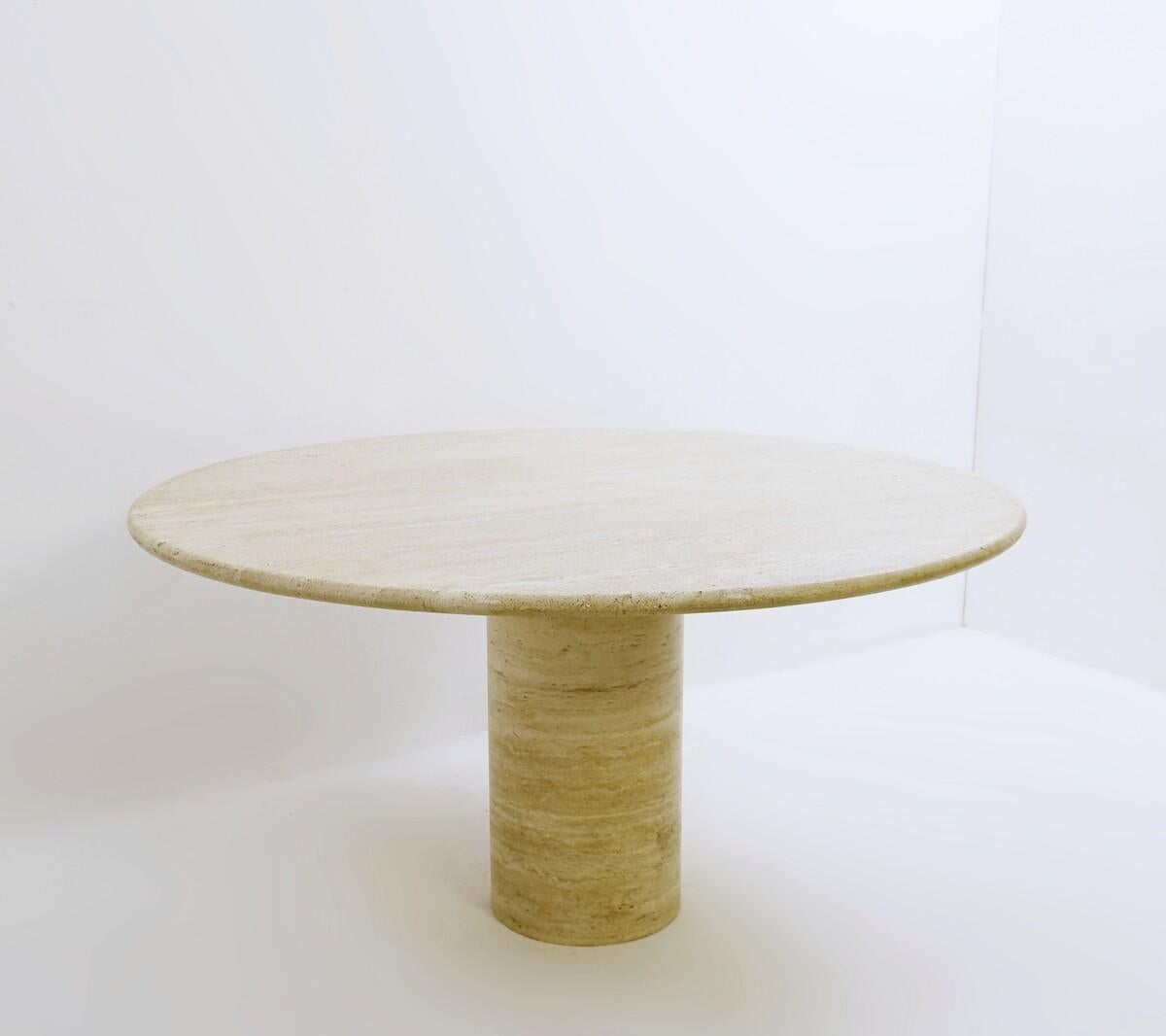 Late 20th Century Mid-century modern Dining Table by Angelo Mangiarotti for UP&UP- Italy 1970
