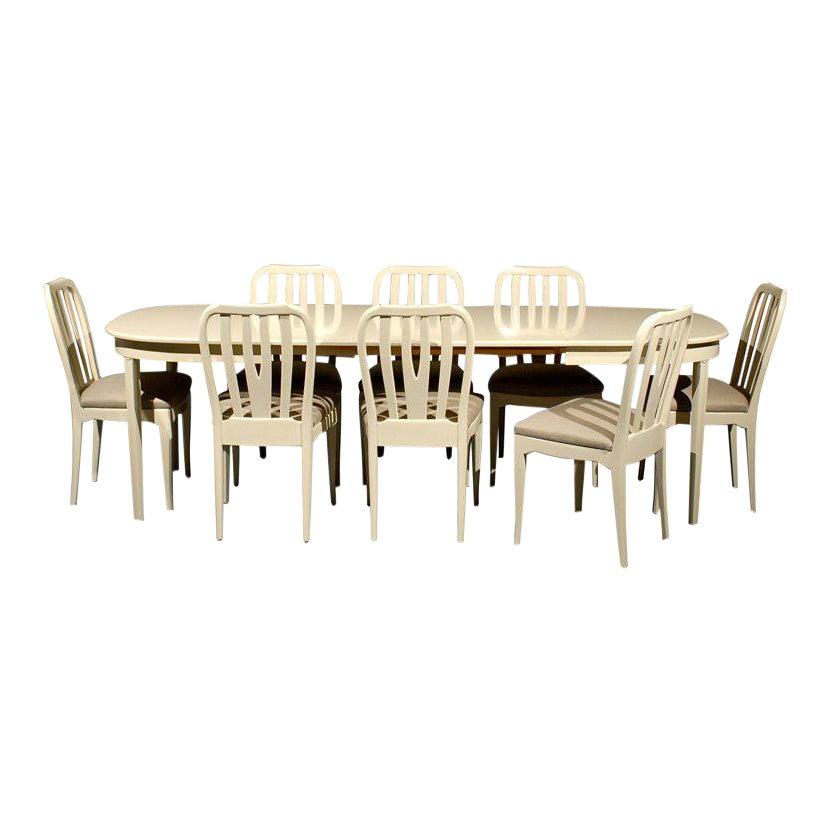 Beautifully restored Swedish Modern Gustavian style vintage dining table by renowned Swedish furniture designer Carl Malmsten.

Oval table expands from dimension of 53 3/4 W x 35 1/2 D x 29 1/4 H in. to 96 3/4 inches in length with the addition of