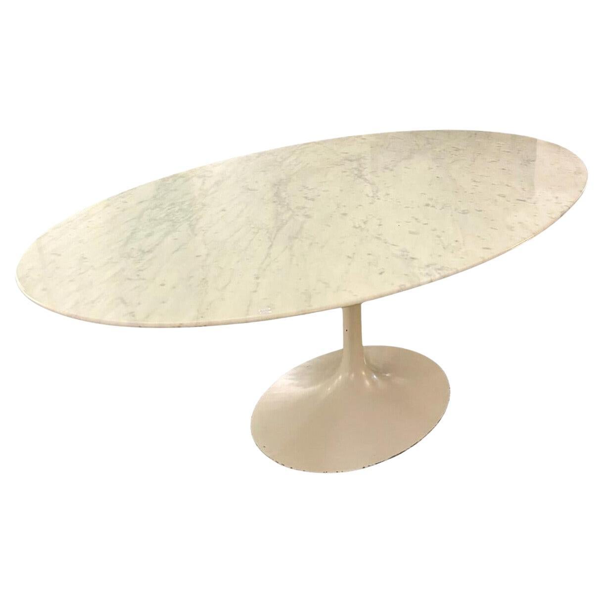 Mid-Century Modern Dining Table by Eero Saarinen for Knoll International, 1950s For Sale