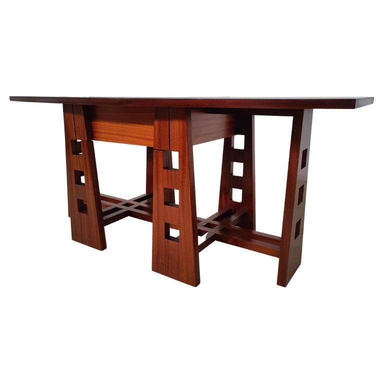 Moderner Esstisch/Schreibtisch mit Schublade, Italien, 1960er Jahre (Holz) im Angebot