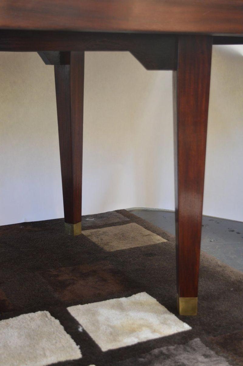 Mid-Century Modern Dining Table For Sale 3