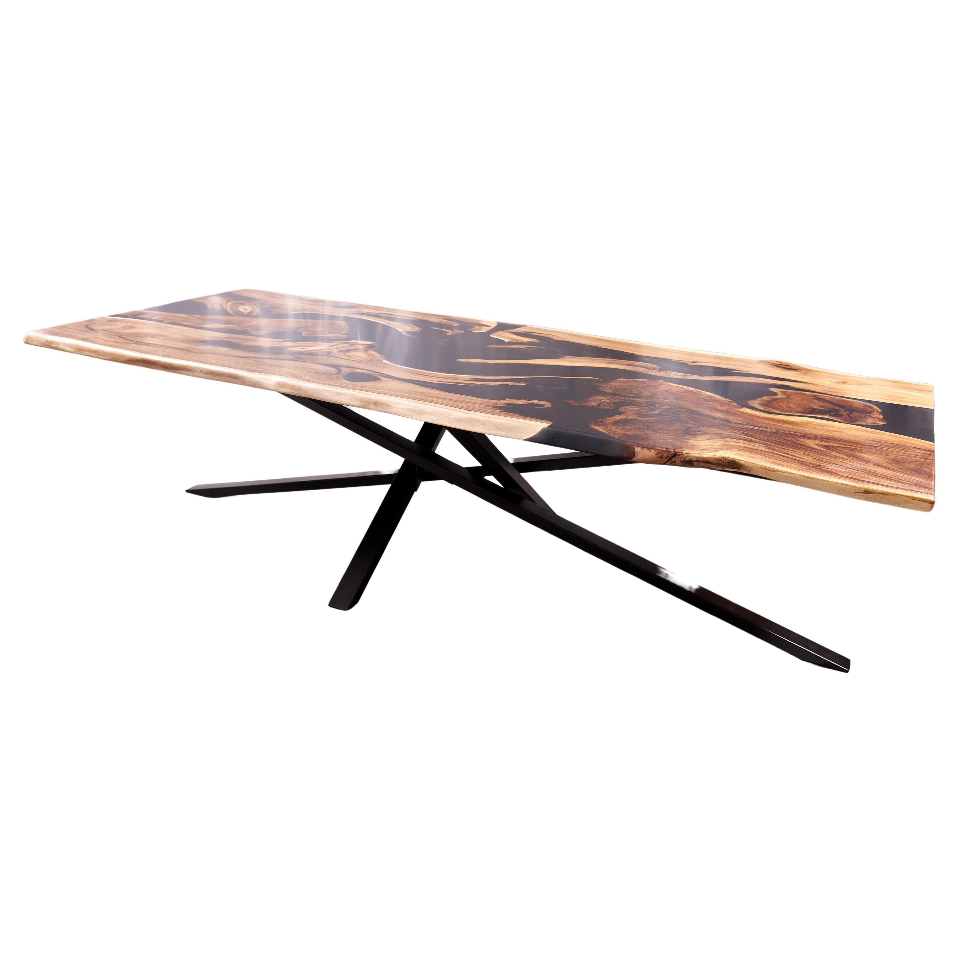 Moderner moderner Esstisch Großer rustikaler Tisch aus Nussbaumholz, handgefertigt im Angebot