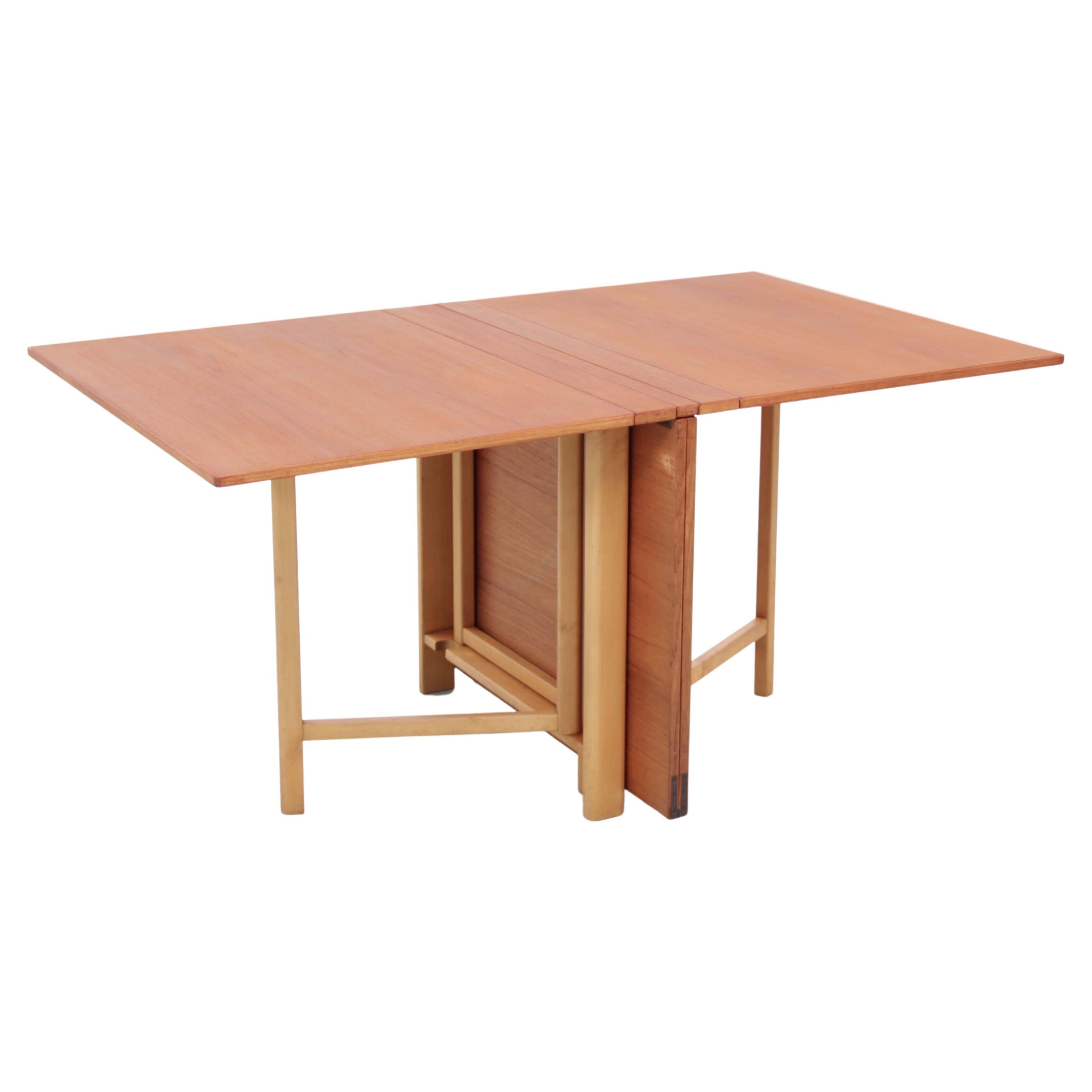 Mid-Century Modern Dining Table “Maria Flap” by Bruno Mathsson for Mathsson For Sale