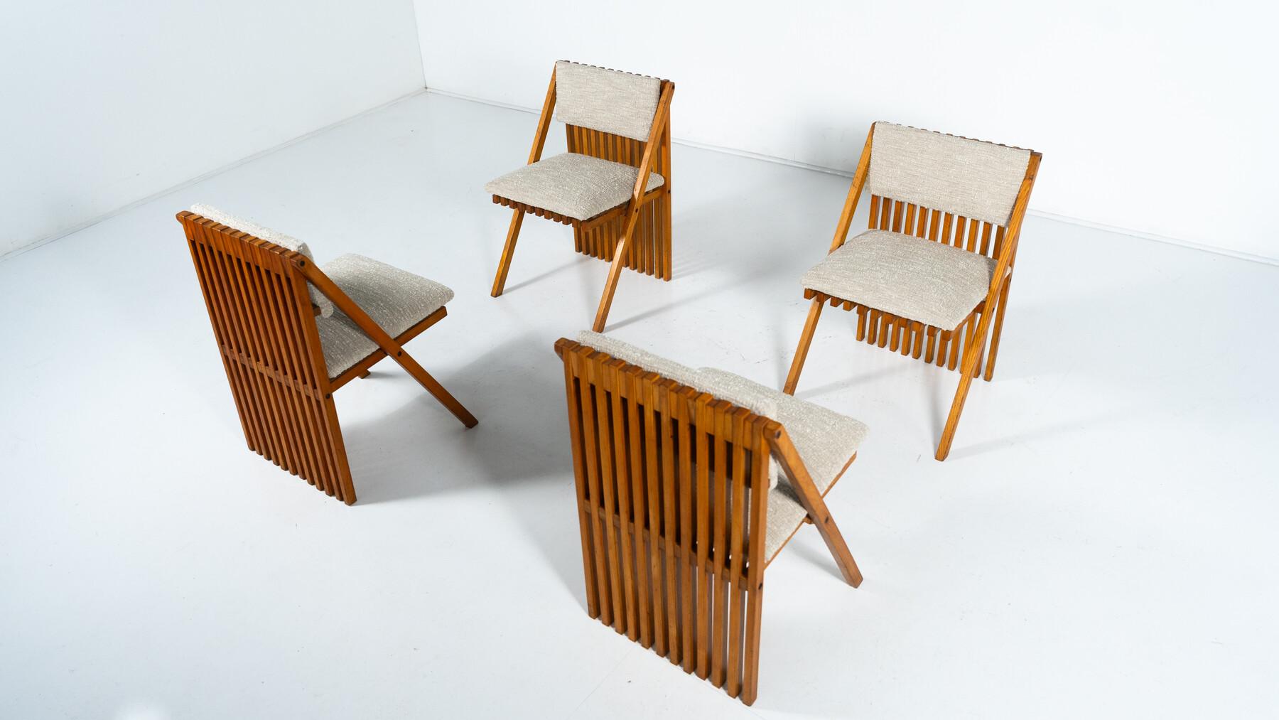 Ensemble de tables à manger modernes du milieu du siècle Millepiedi de Tito Pinori, 1970 en vente 10