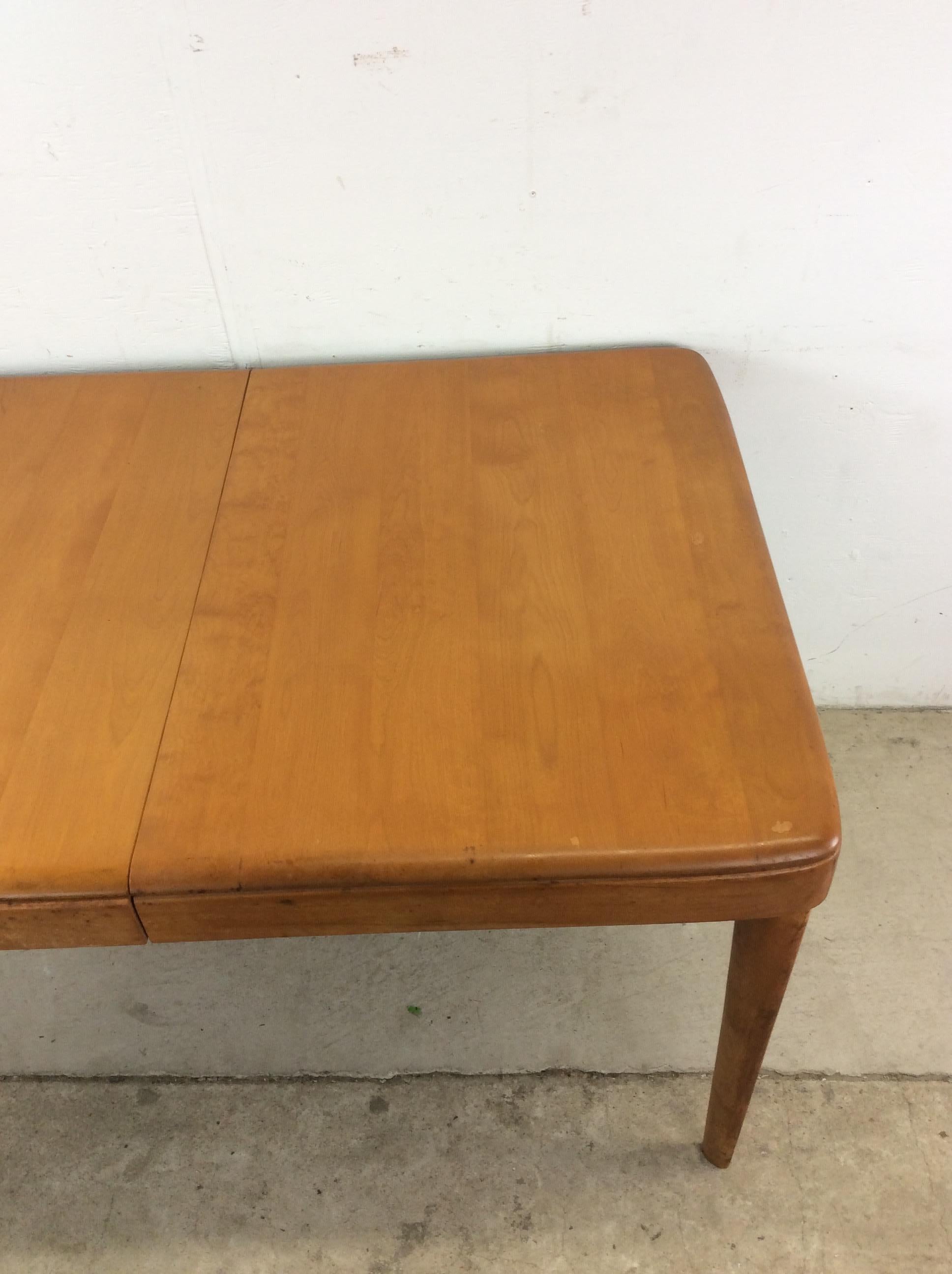 Mid-Century Modern Mid Century Modern Dining Table with Leaf by Heywood Wakefield For Sale