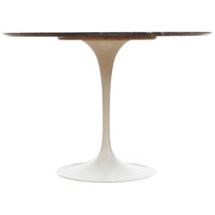 Mid-Century Modern Dining Tulip Table in Markina Marble by Saarinen