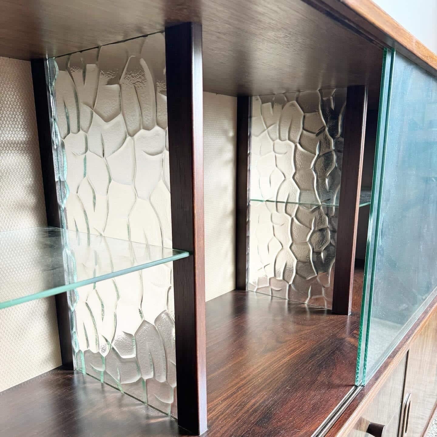 Mid Century Modern Display Cabinet For Sale 1