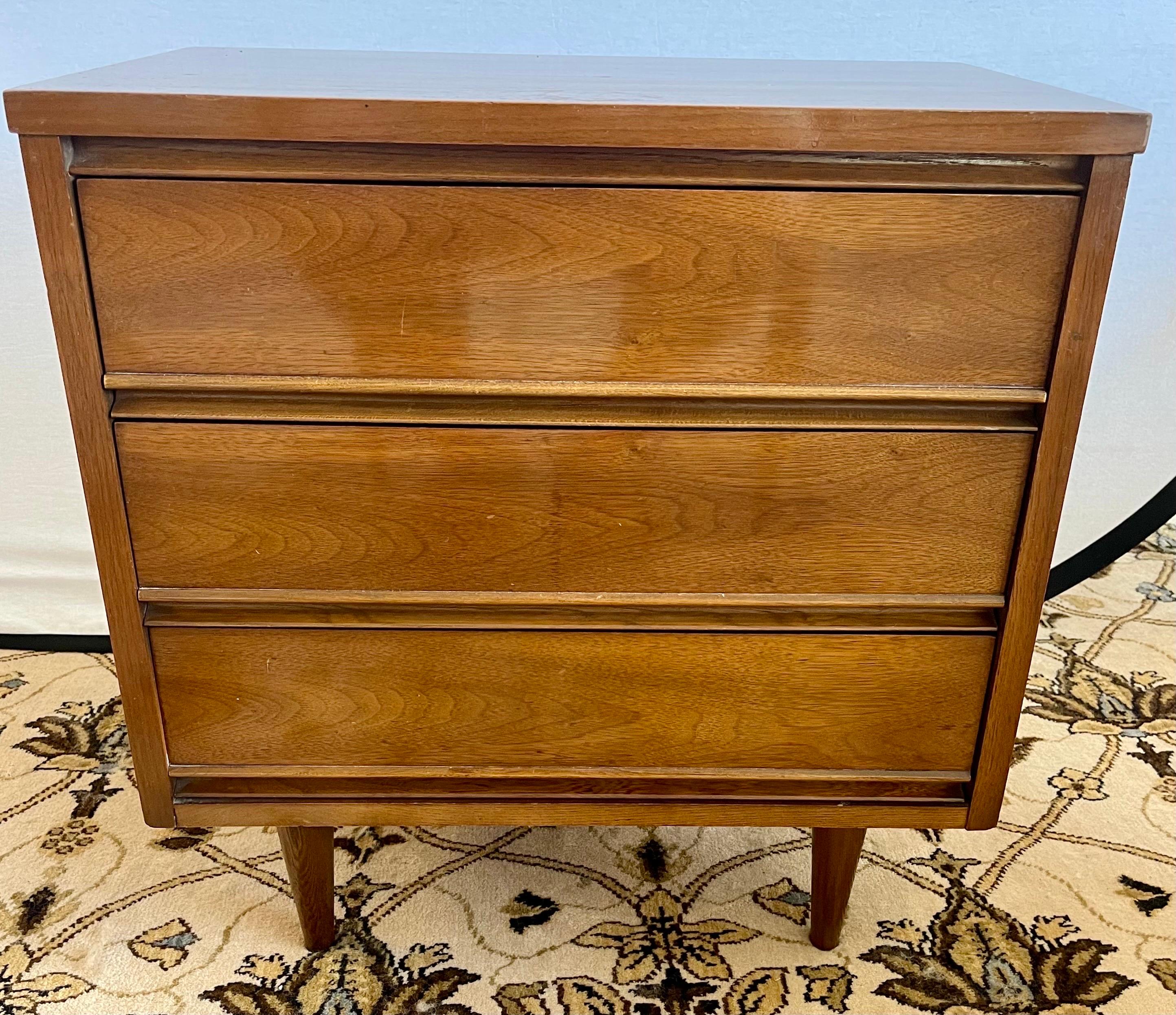 Coveted Mid-Century Modern nightstand with storage by Dixie Furniture.
Great lines and better scale. Why not own the good stuff.