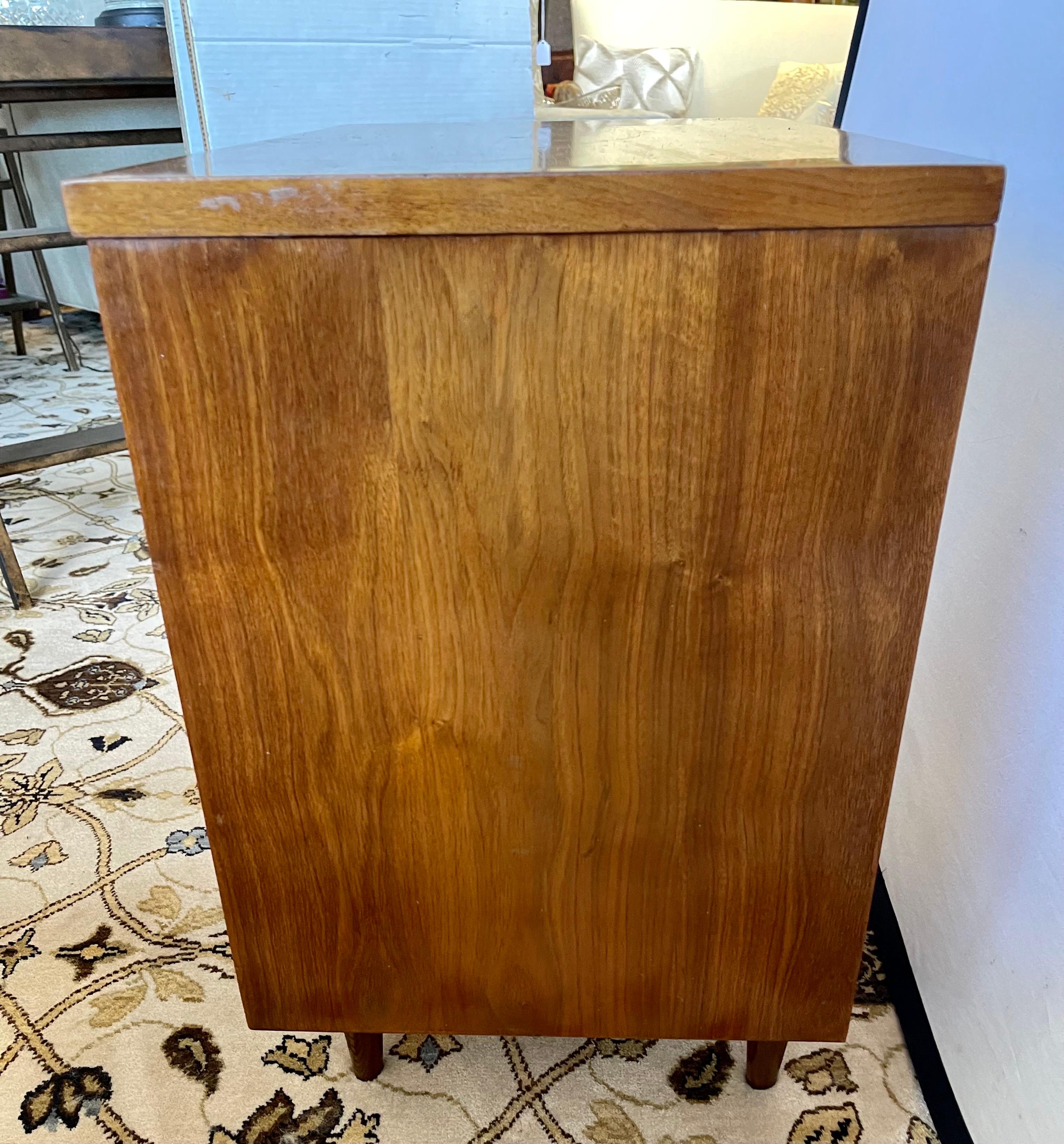 Mid-20th Century Mid-Century Modern Dixie Furniture Three Drawer Small Dresser Nightstand