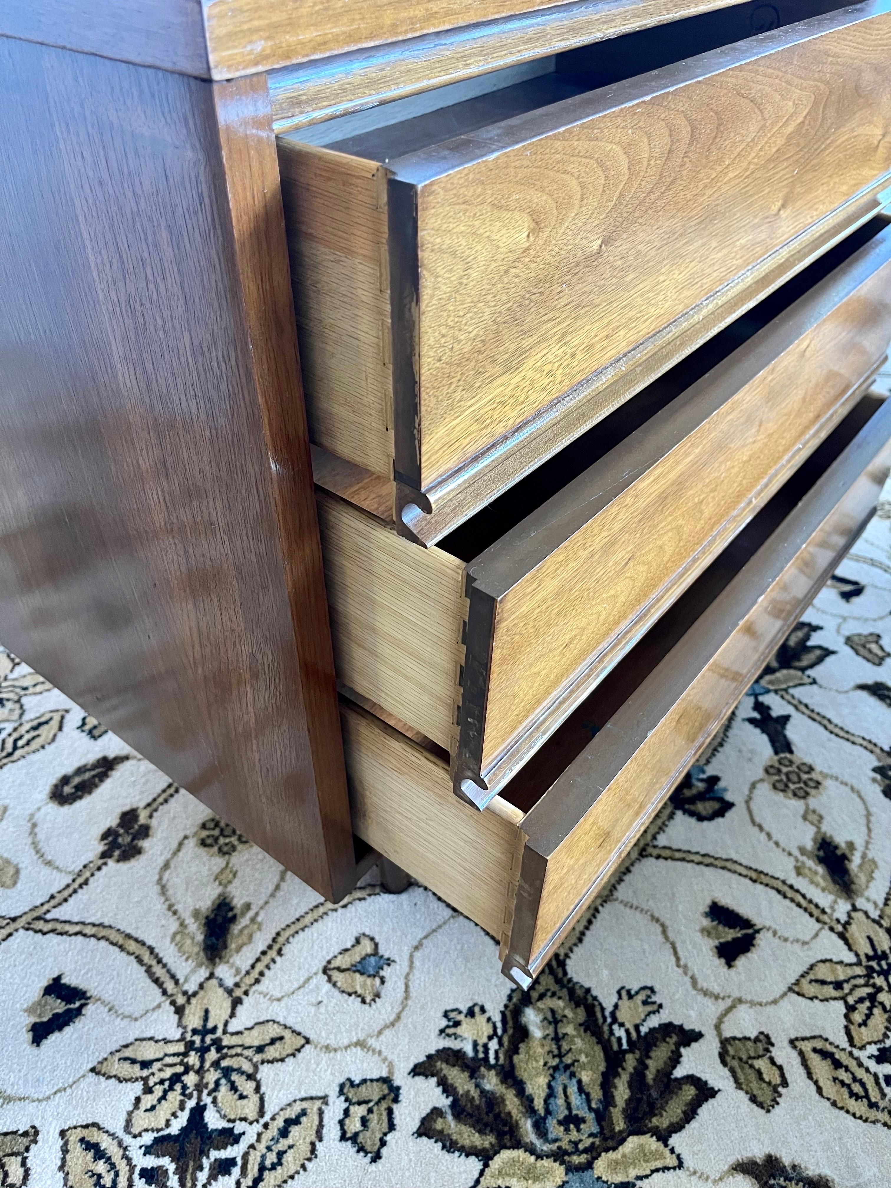 Mid-Century Modern Dixie Furniture Three Drawer Small Dresser Nightstand 1