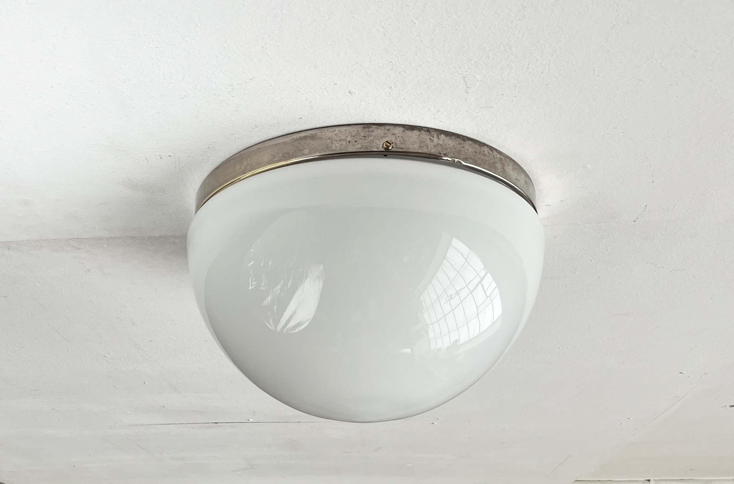 Mid-Century Modern Dome Flush Mount from Finland in the Style of Paavo Tynell In condizioni buone in vendita a Hamburg, DE
