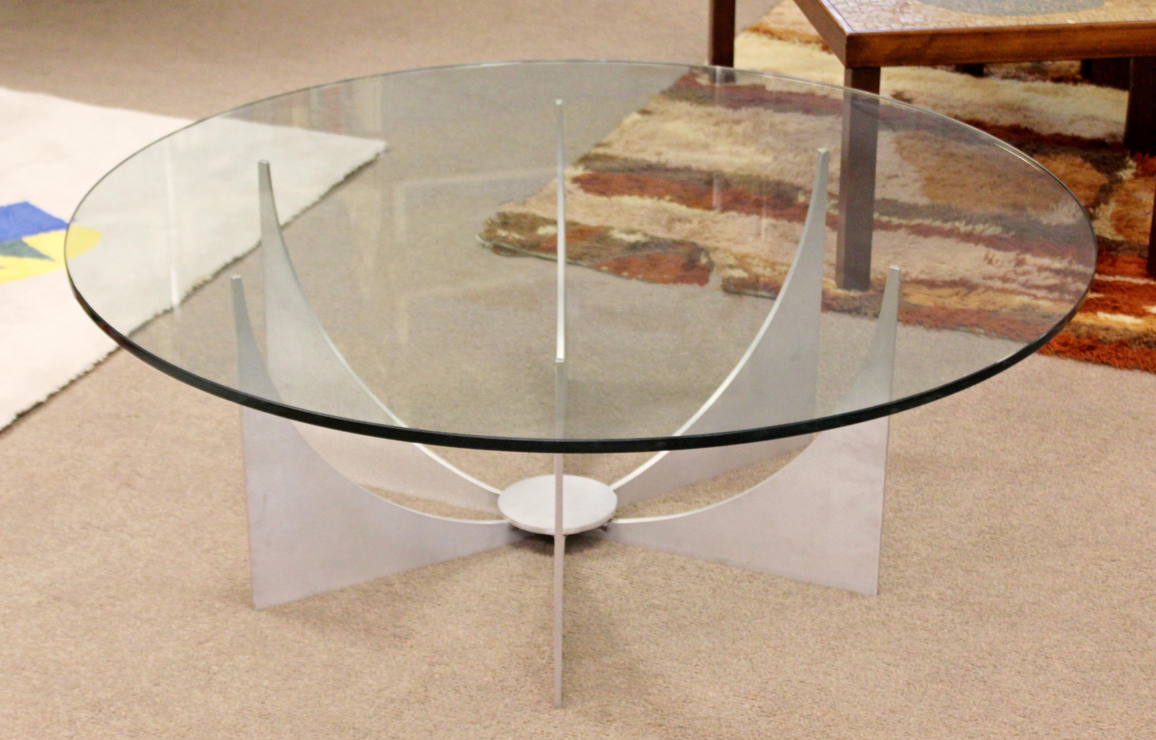 American Mid-Century Modern Donald Drumm Glass Brushed Aluminum Round Coffee Table, 1970s