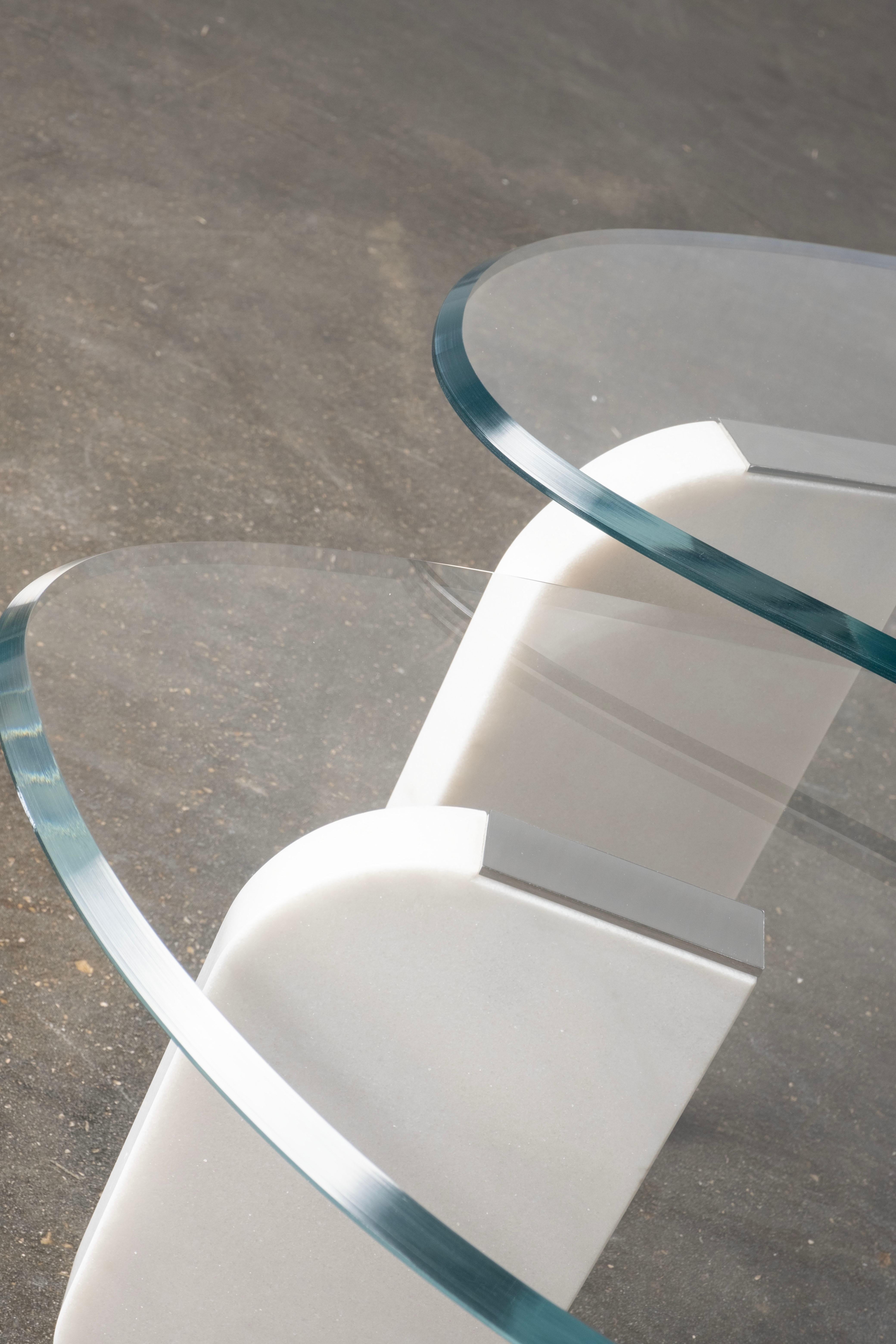 XXIe siècle et contemporain Table basse gigogne du milieu du siècle Dornes Set/2, verre, marbre, Greenapple en vente