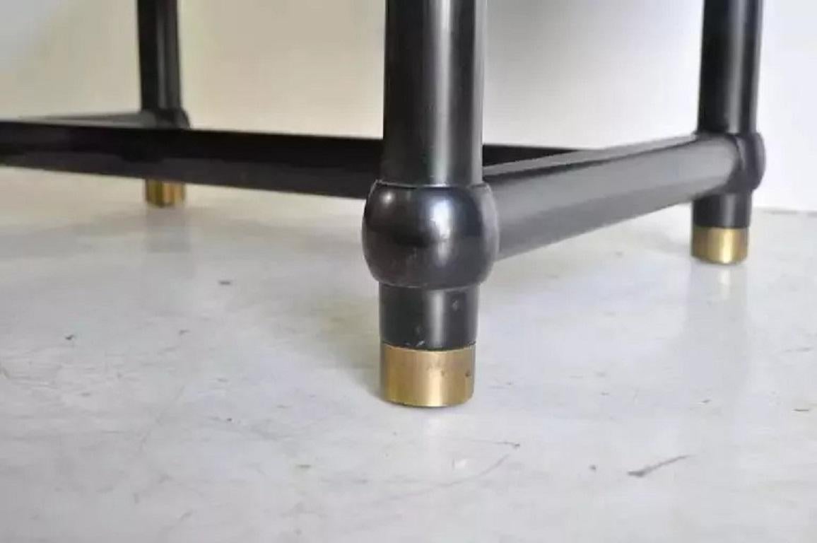 Table d'appoint noire de style Dorothy Draper mi-siècle moderne avec plateau en onyx en vente 1