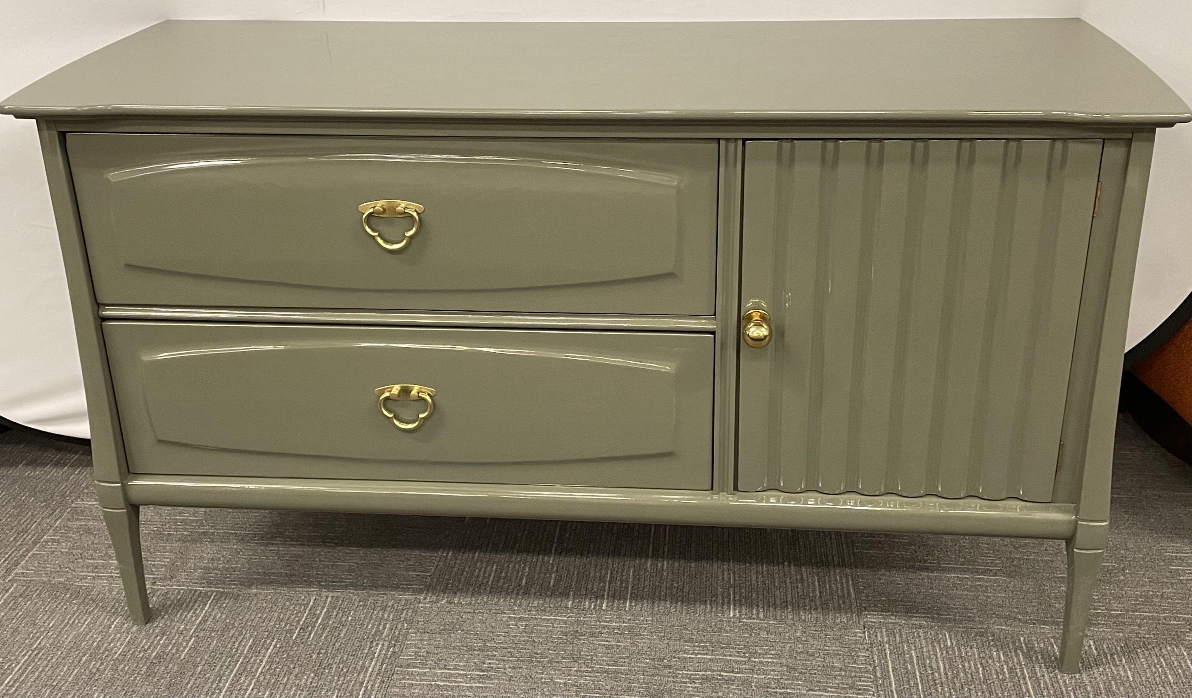 Mid Century Modern Double Chest, Commode or Dresser, Olive Green Lacquered 5