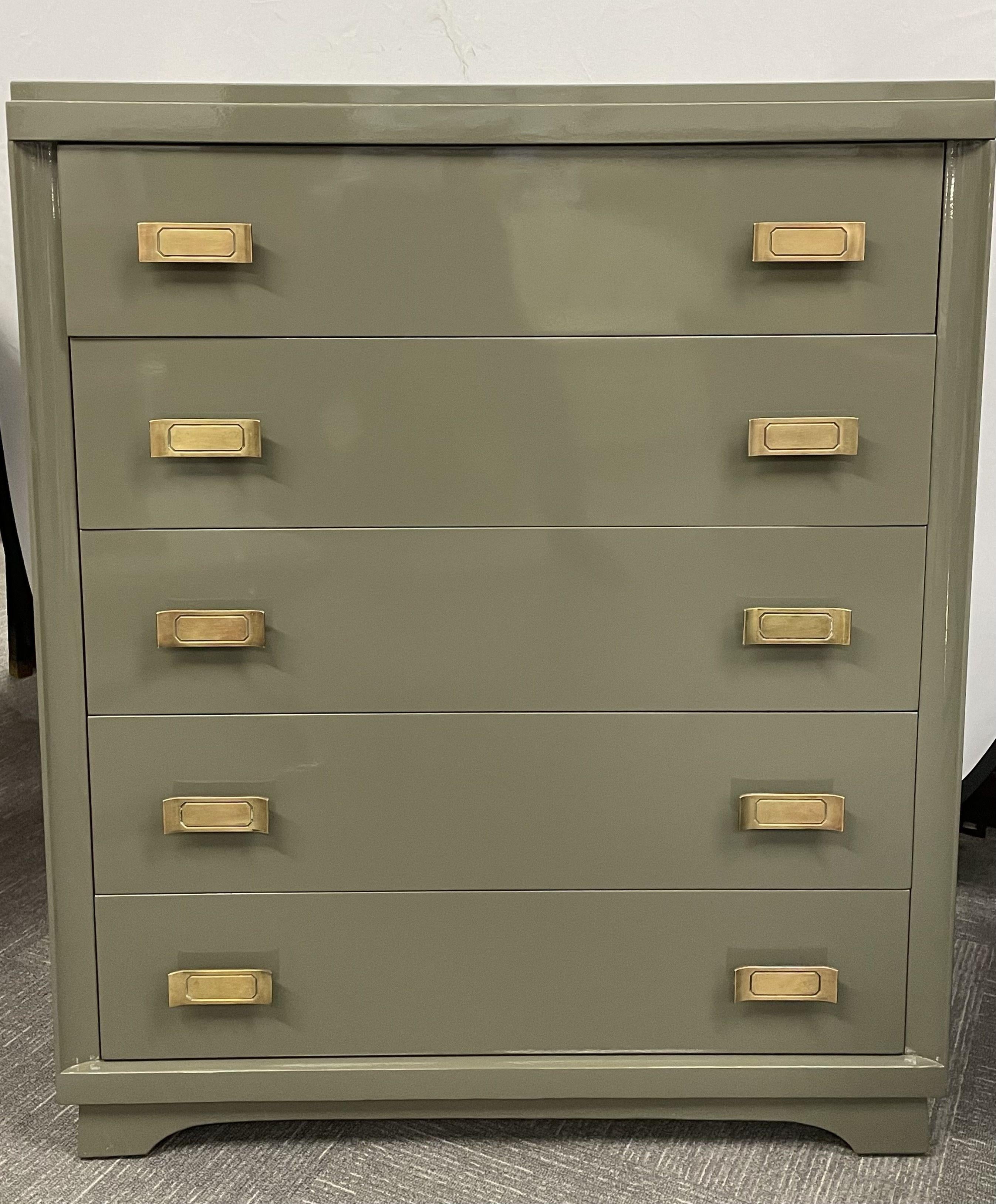 Mid Century Modern Double Chest, Commode or Dresser, Olive Green Lacquered 6