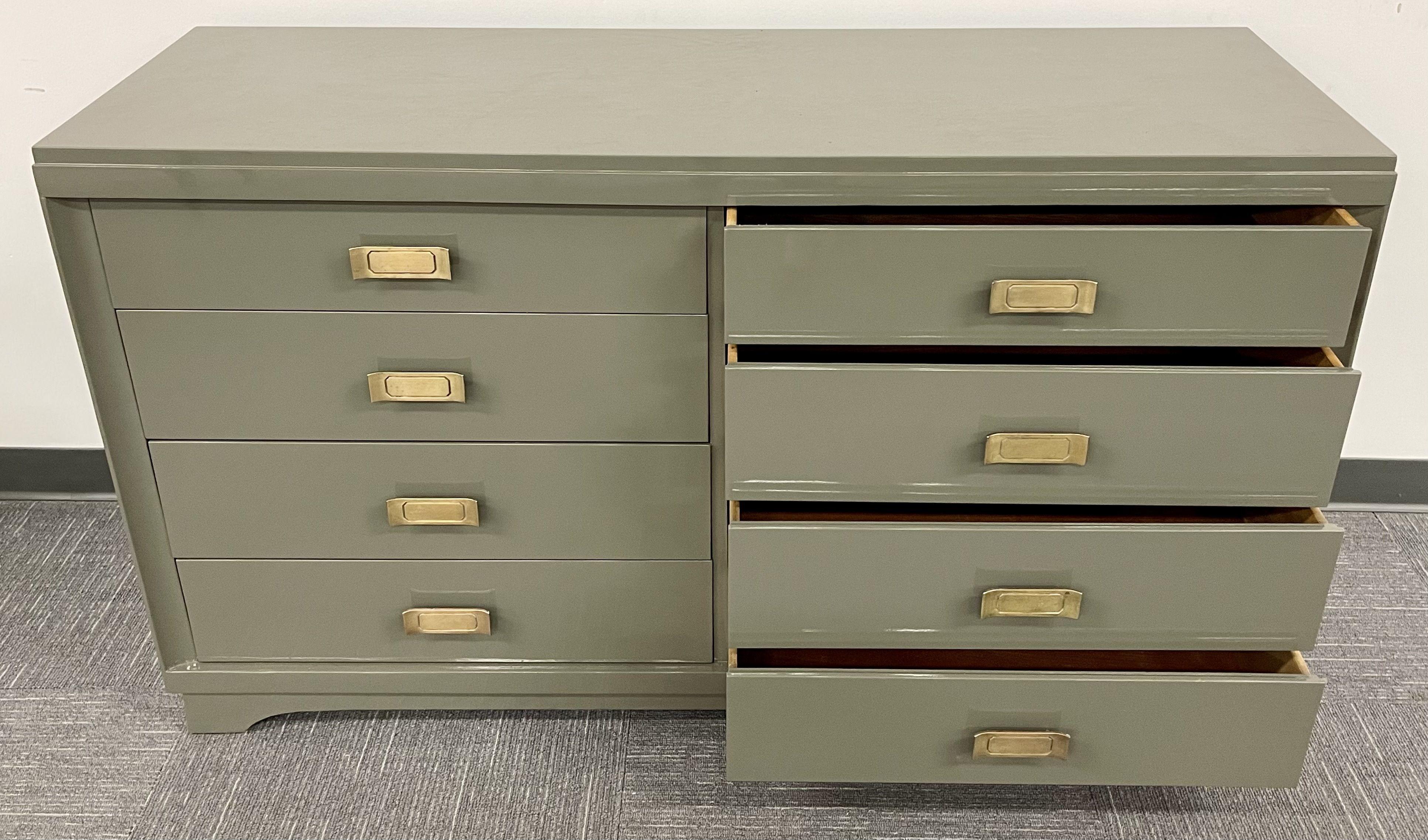 Mid Century Modern Double Chest, Commode or Dresser, Olive Green Lacquered In Good Condition In Stamford, CT