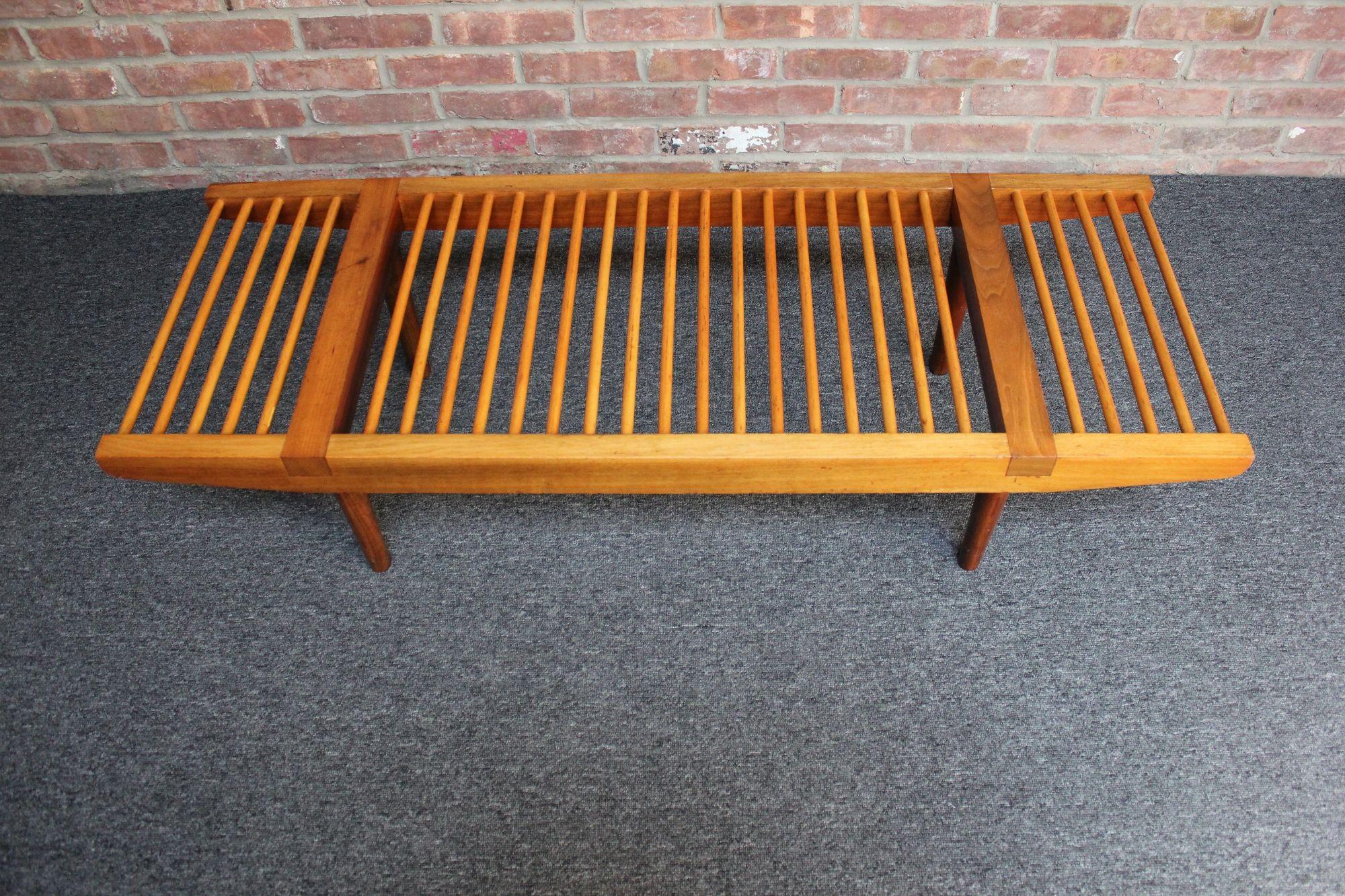 Mid-Century Modern Dowel Bench by Milo Baughman for Glenn of California In Good Condition In Brooklyn, NY