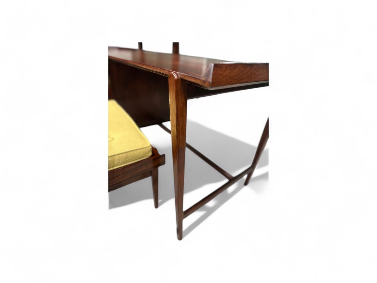 Mid-Century Modern Dresser and Stool in Hardwood, by Carlo Hauner, Brazil For Sale 8