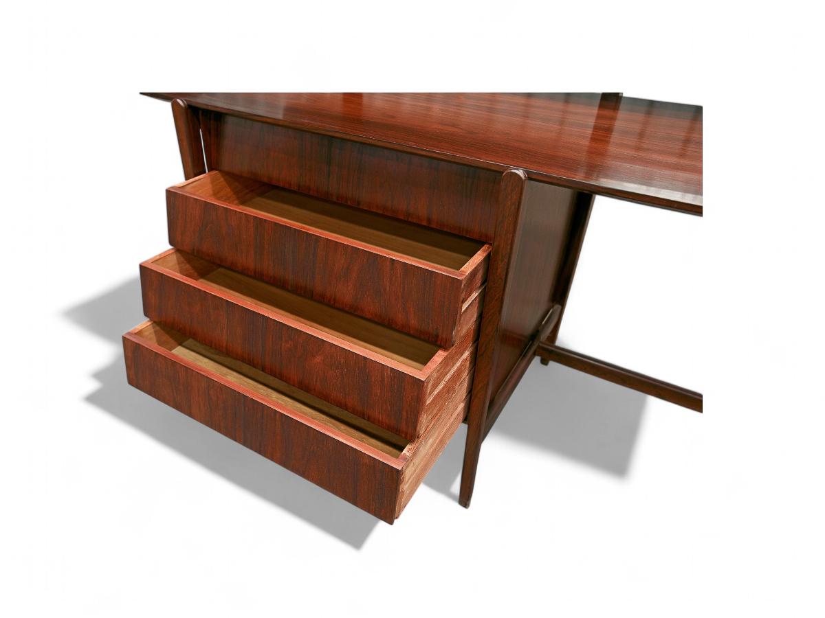 20th Century Mid-Century Modern Dresser and Stool in Hardwood, by Carlo Hauner, Brazil For Sale