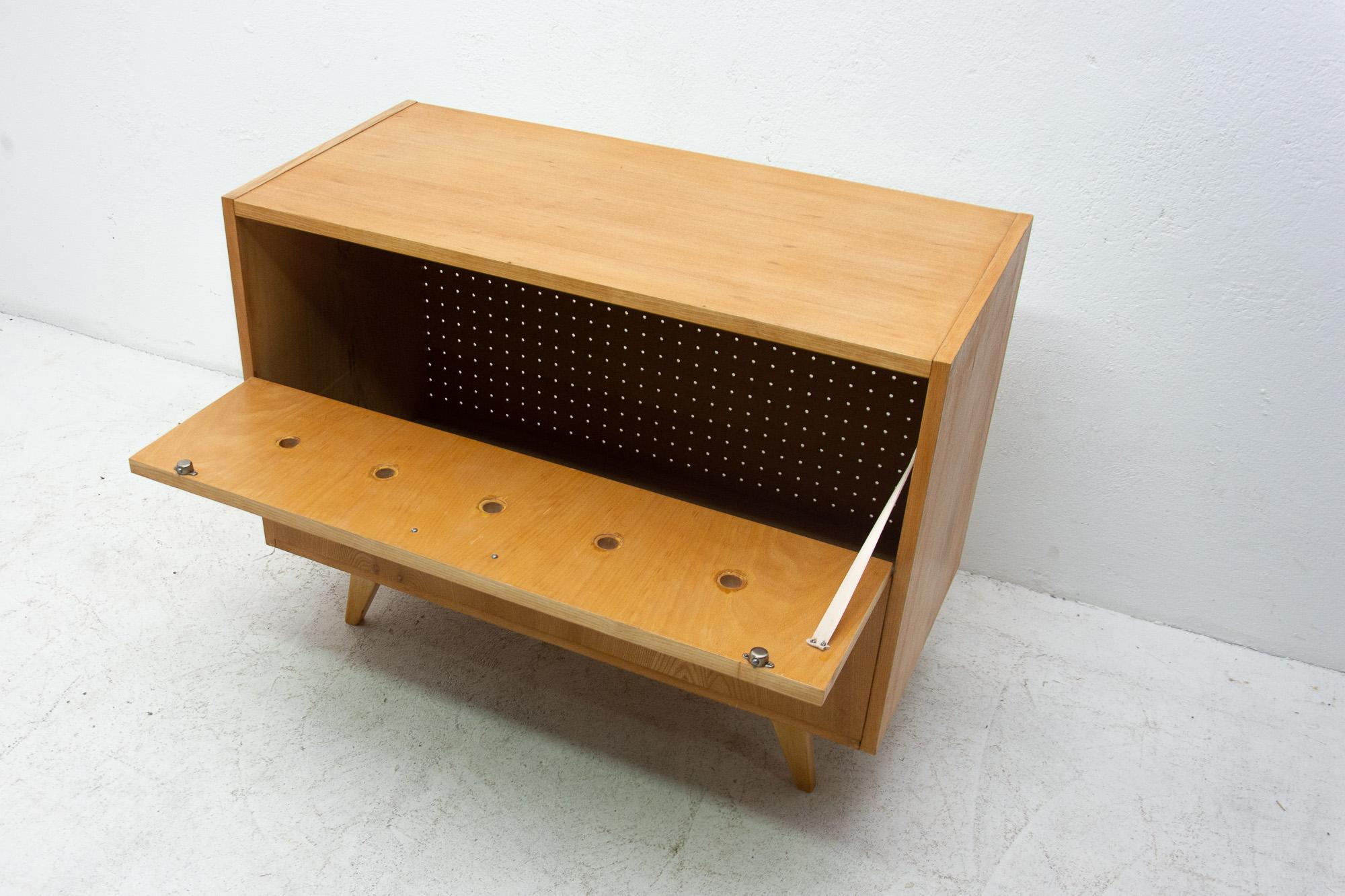 Mid-Century Modern Dresser by František Jirák, 1960s, Czechoslovakia 4