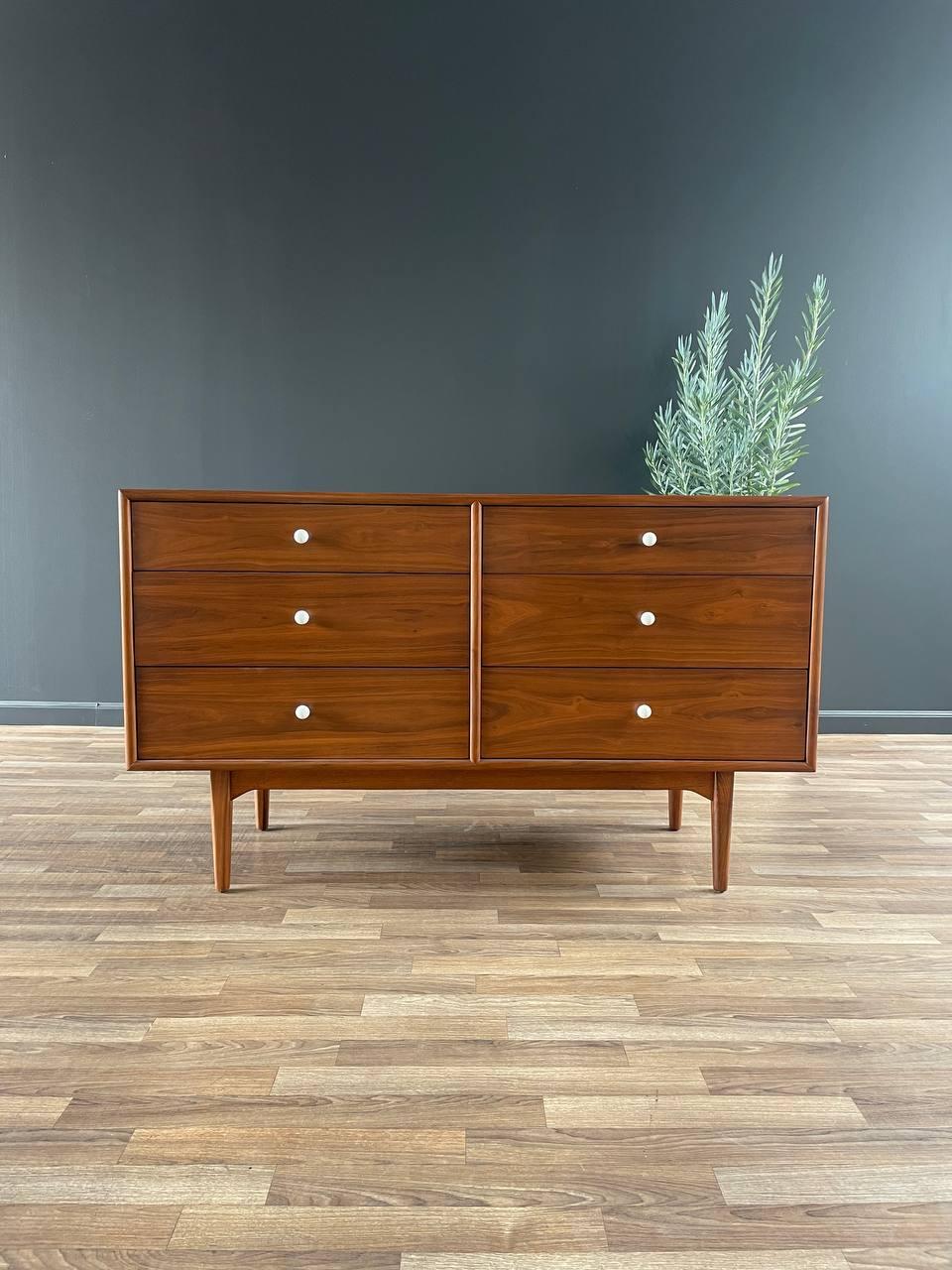 Mid-20th Century Newly Refinished - Mid-Century Modern Dresser by Kipp Stewart for Drexel For Sale