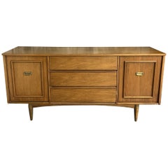 Comò, cassapanca o credenza moderna di metà secolo, noce