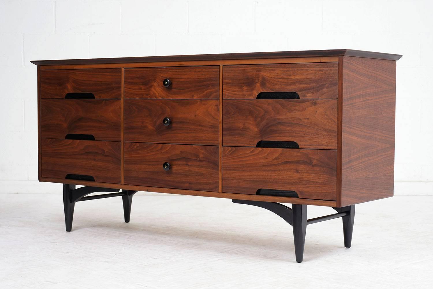 Mid-Century Modern Lacquered Walnut Dresser In Excellent Condition In Los Angeles, CA